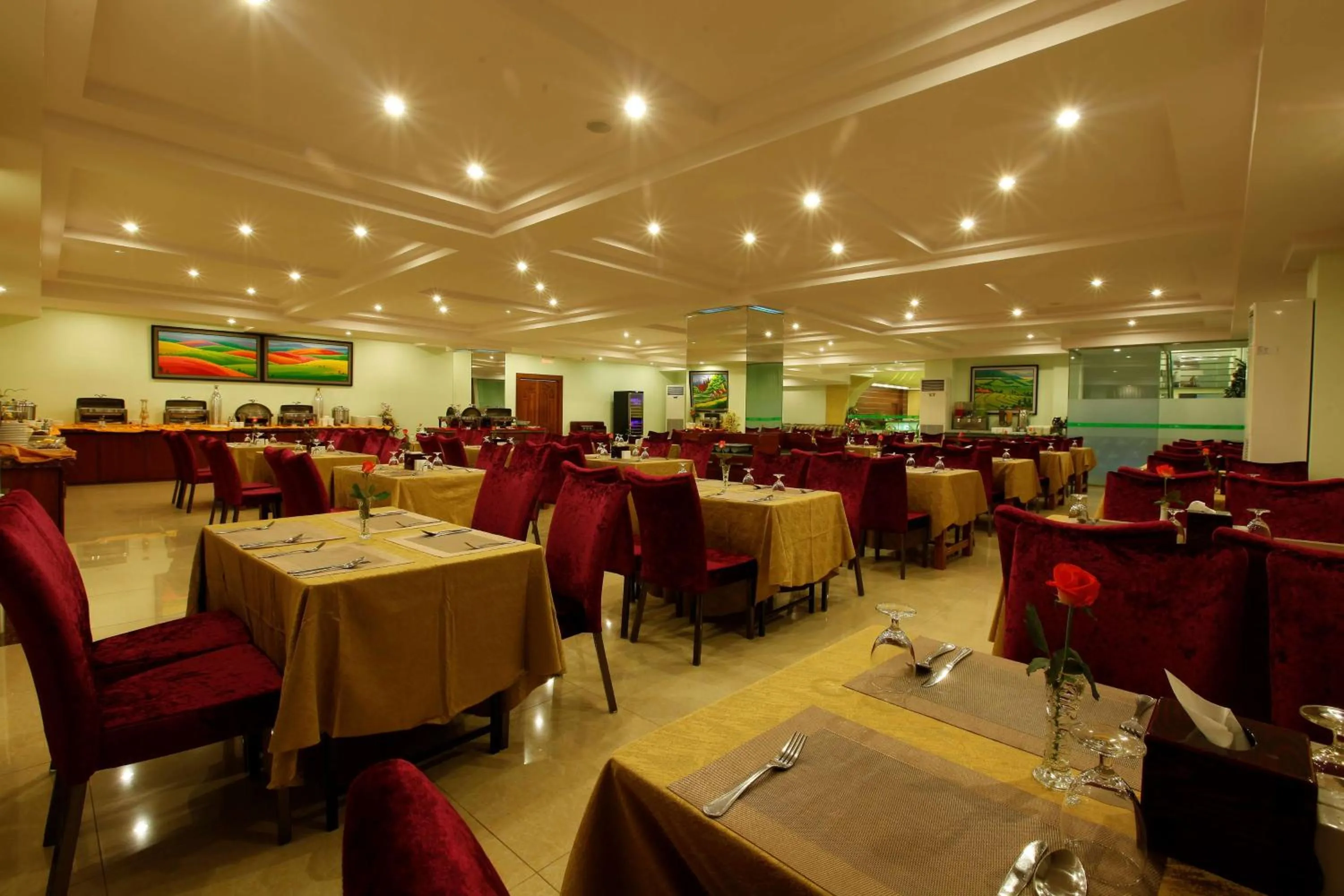 Restaurant/places to eat in Best Western Green Hill Hotel