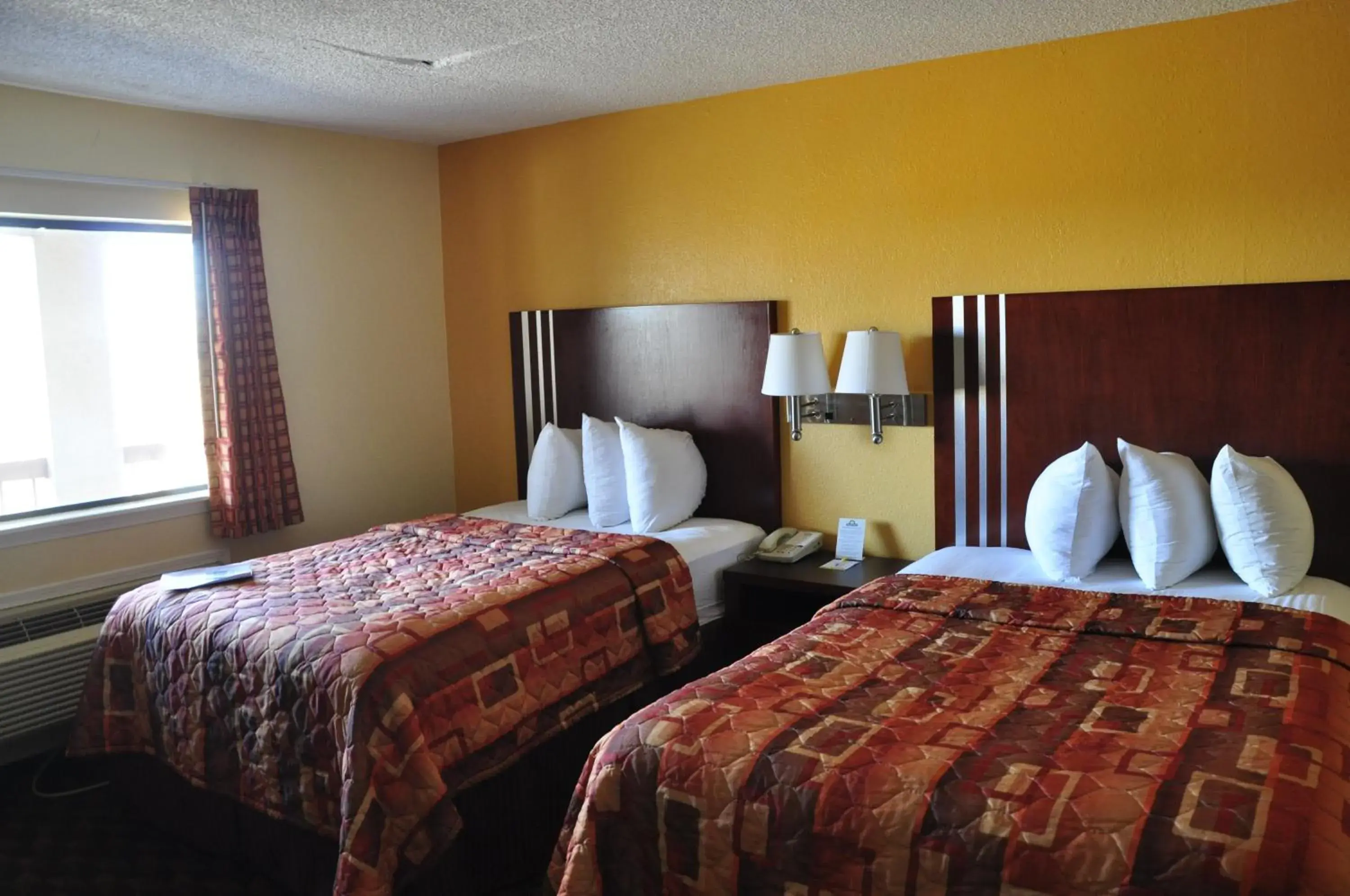 Bed in Motel 6-Little Rock, AR - Airport