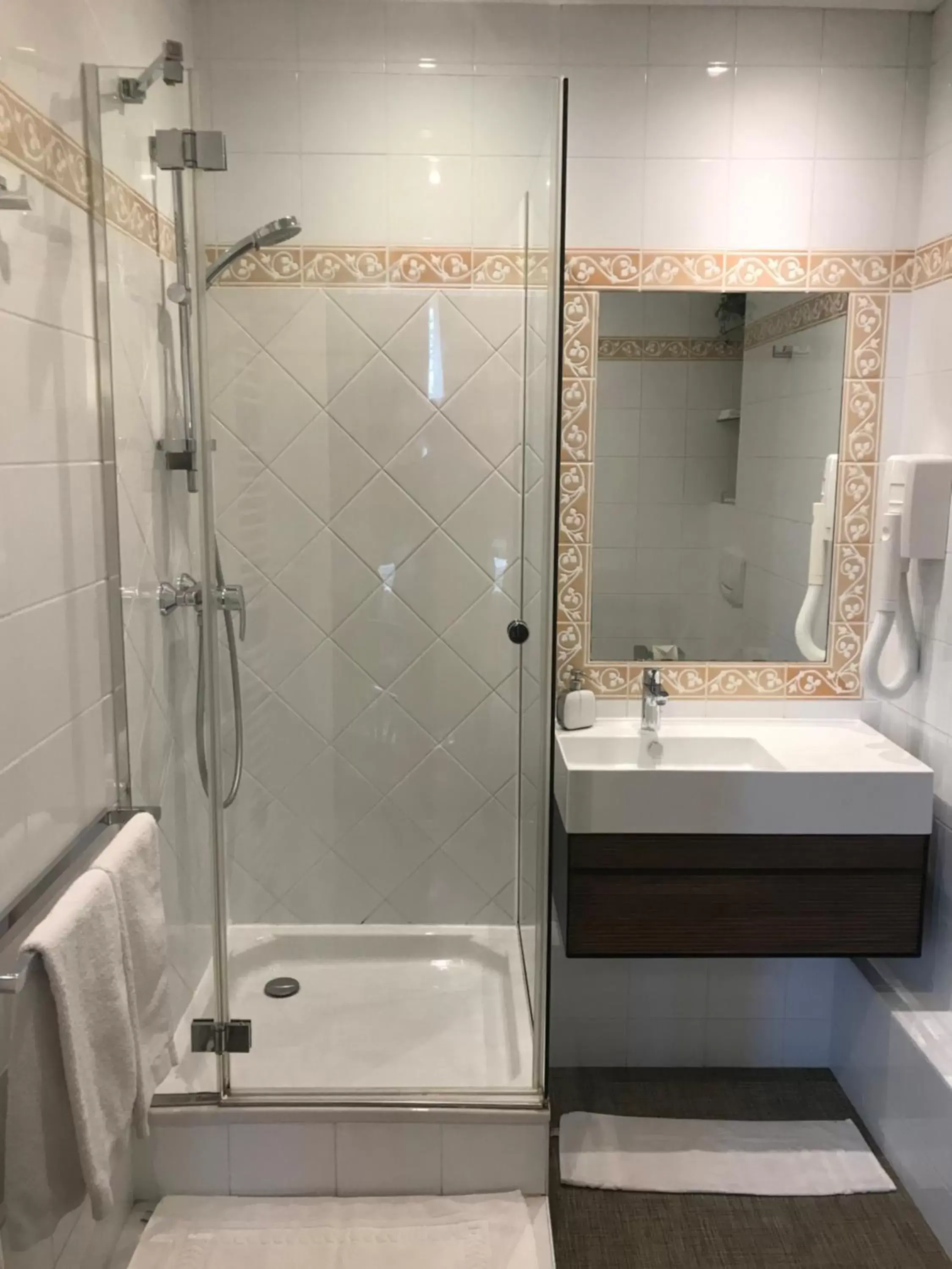 Standard Room - single occupancy in Clos Saint Nicolas Standard Room - single occupancy in Clos Saint Nicolas