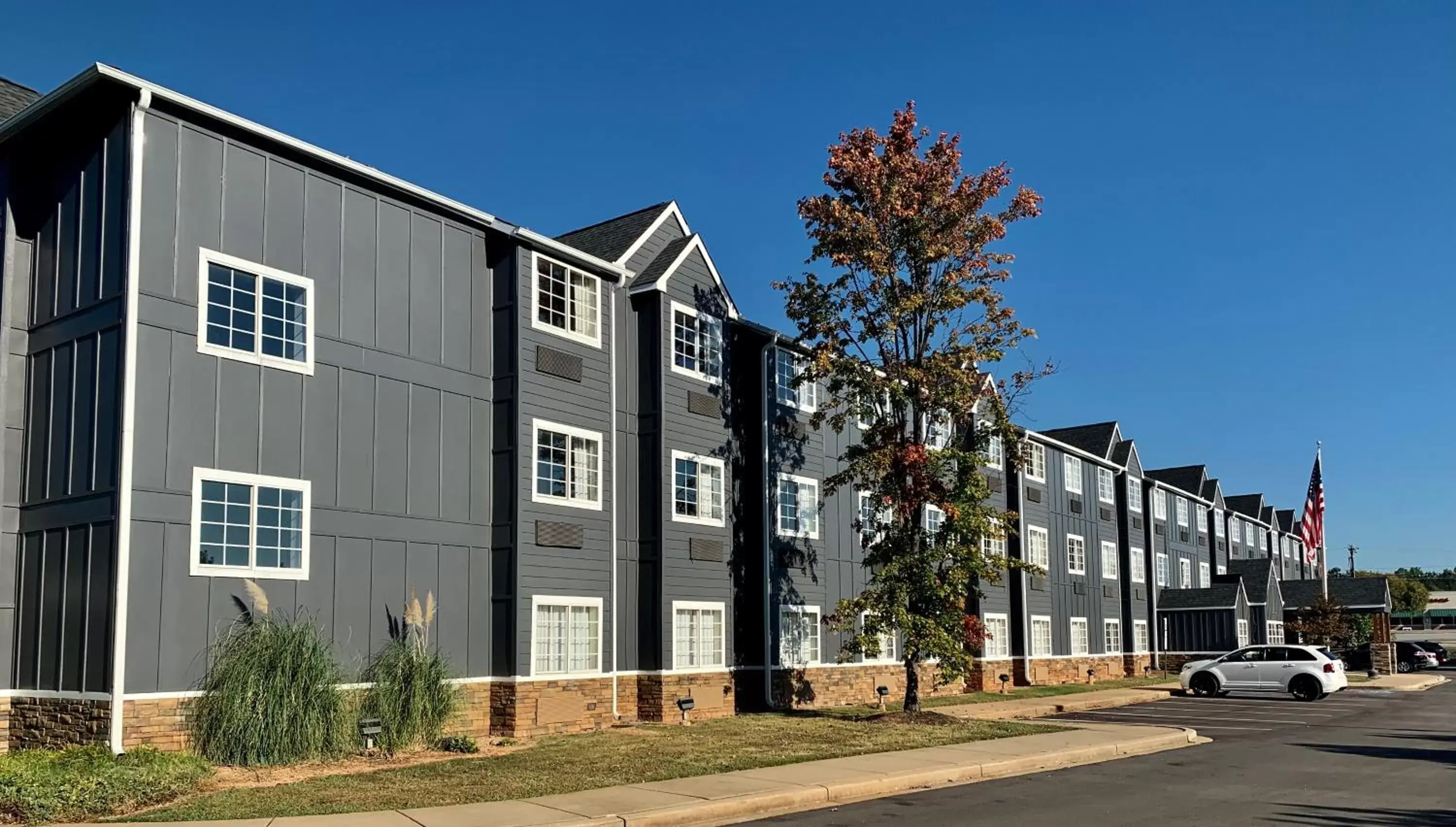 Property Building in Econo Lodge Inn and Suites Greenville