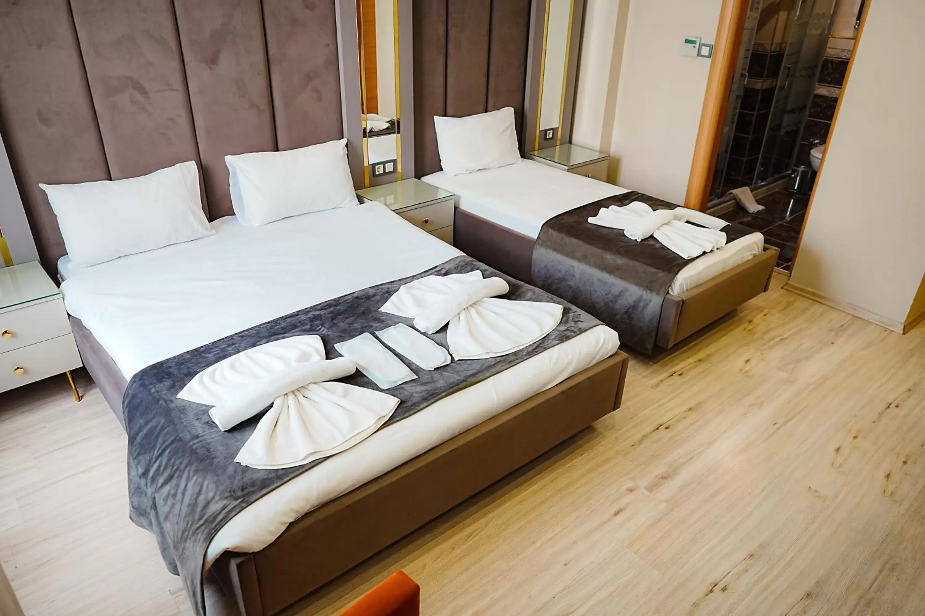 Bed in Reyyan Hotel