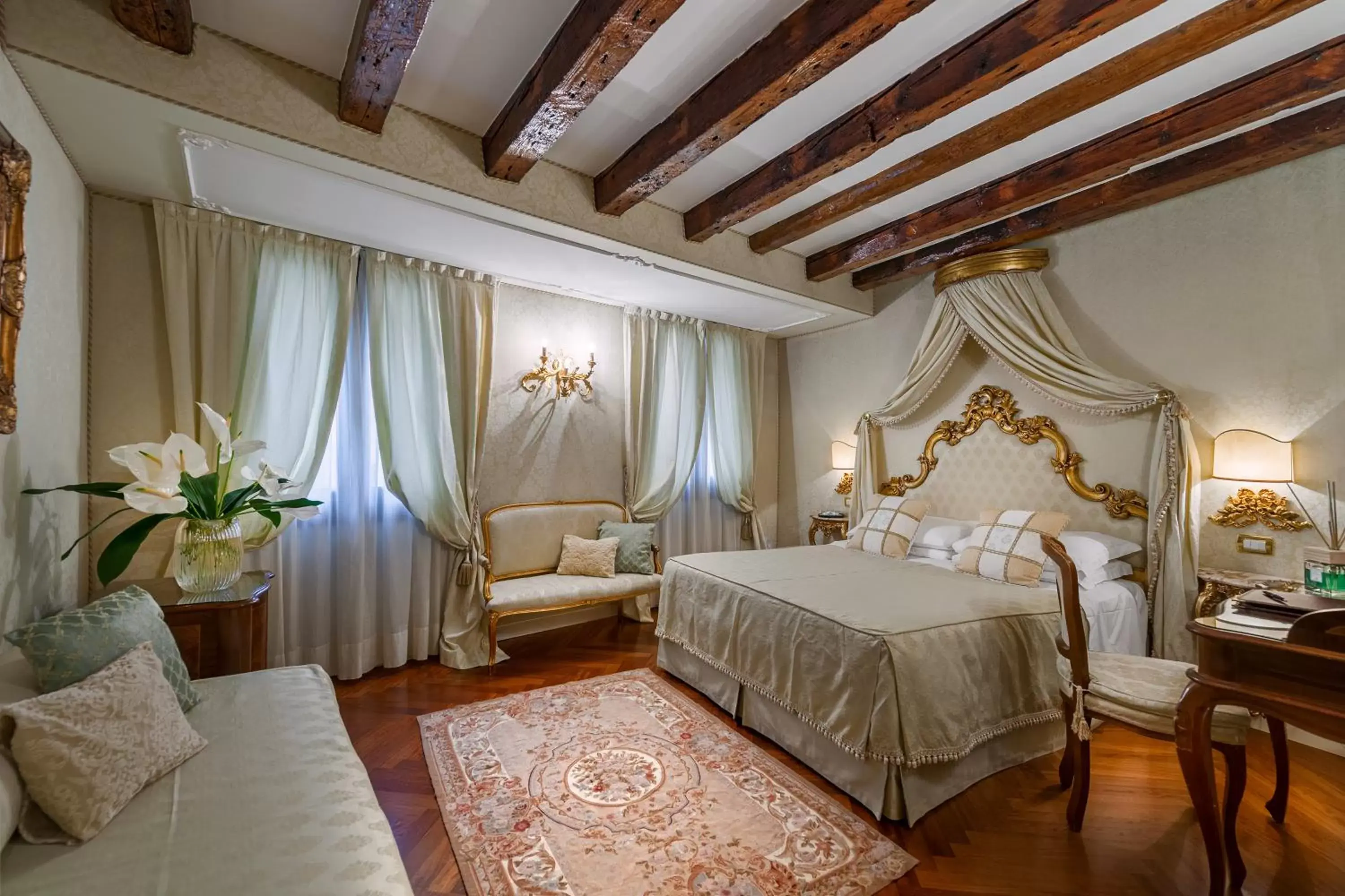 Photo of the whole room, Bed in Hotel Antico Doge - a Member of Elizabeth Hotel Group