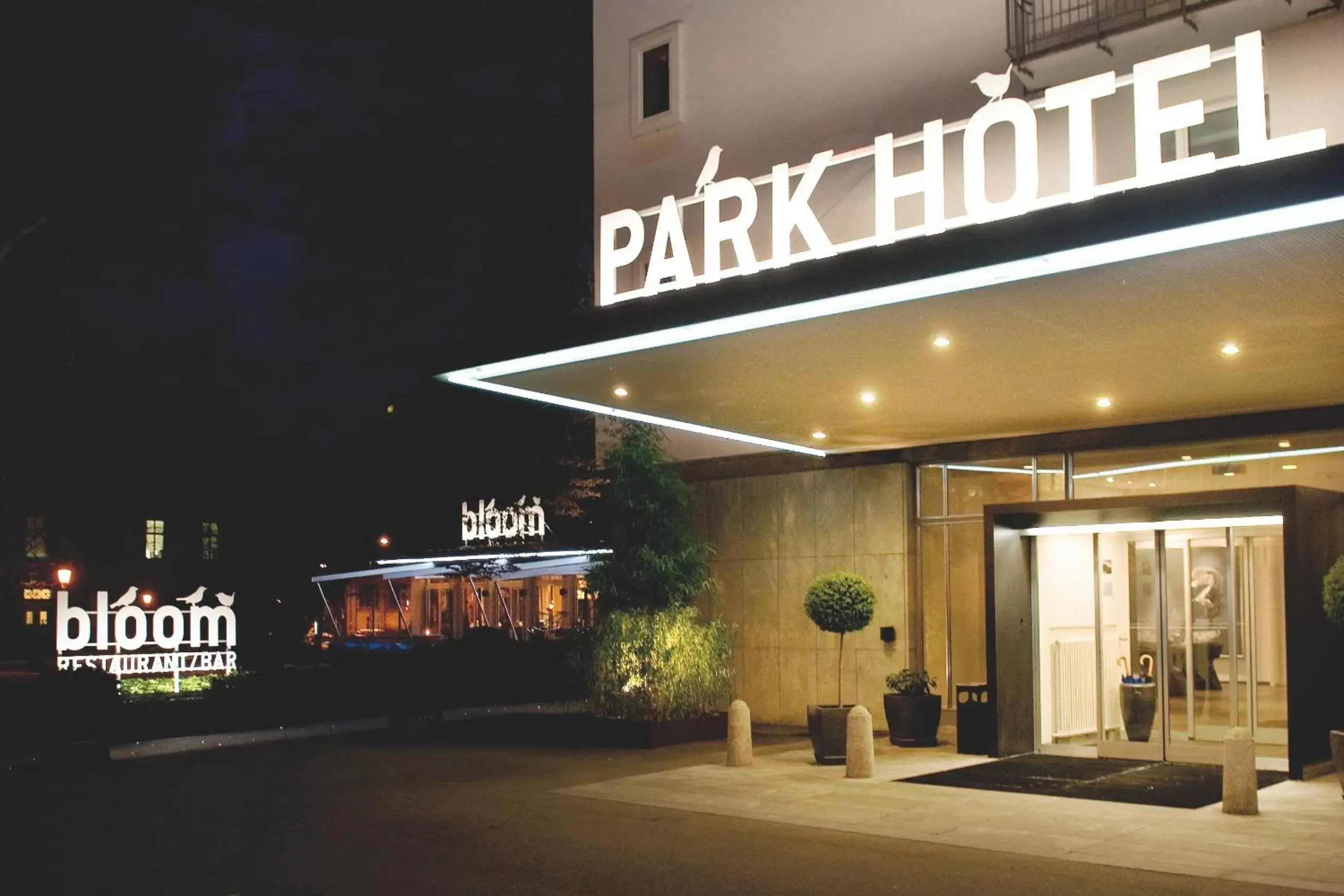 Facade/entrance in Park Hotel Winterthur