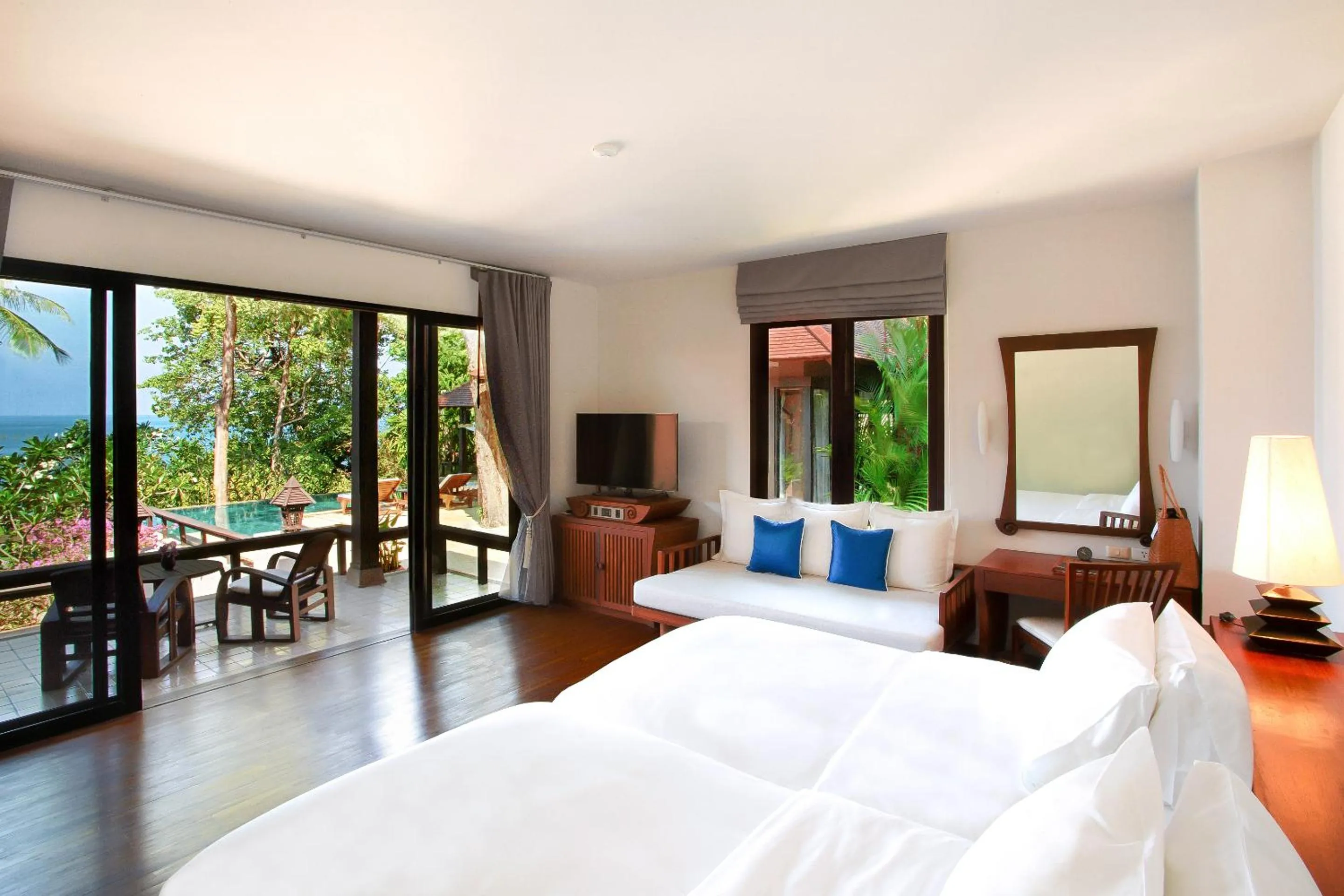 Bed in Pimalai Resort & Spa
