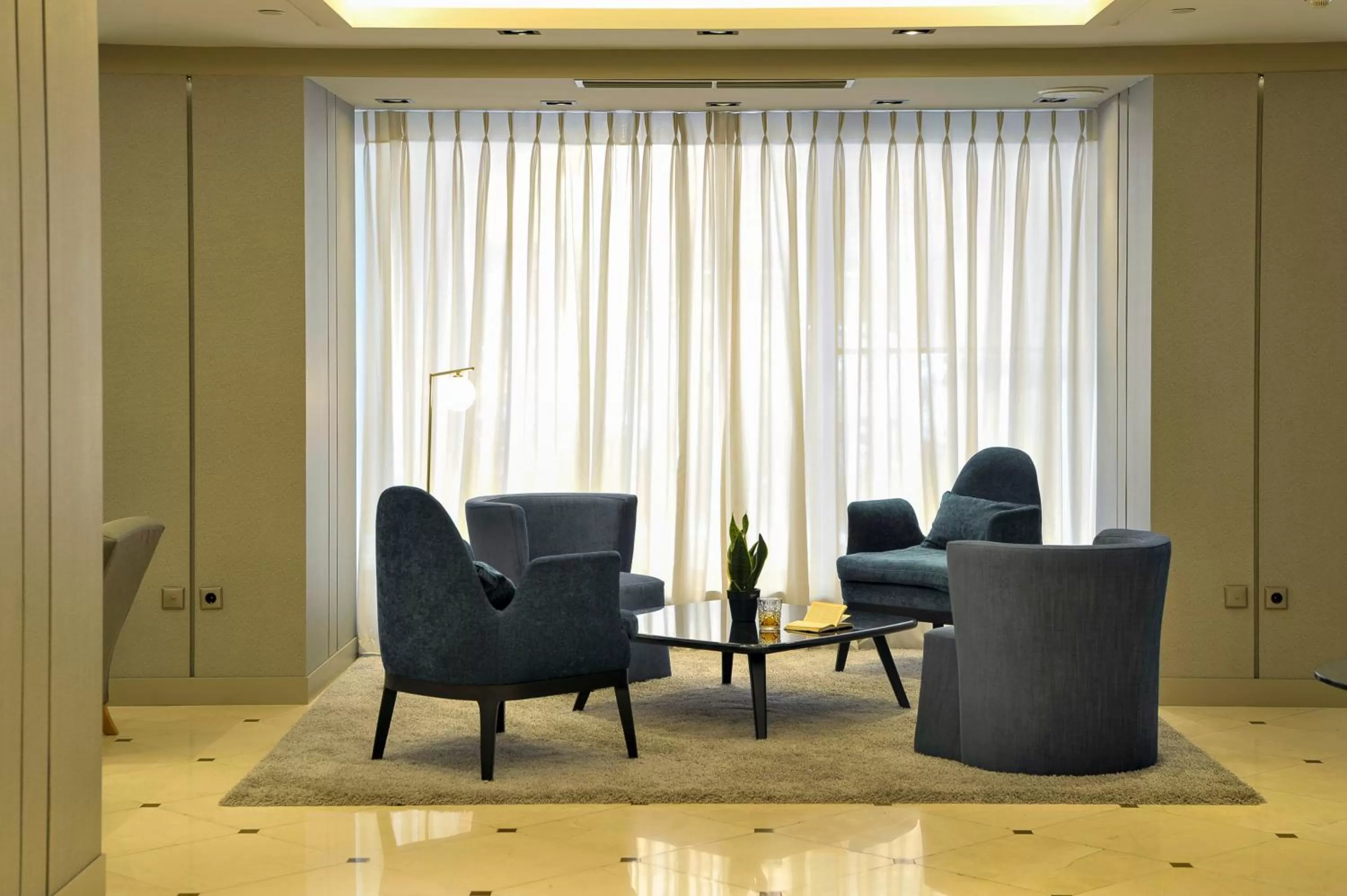 Lobby or reception in Melia Athens