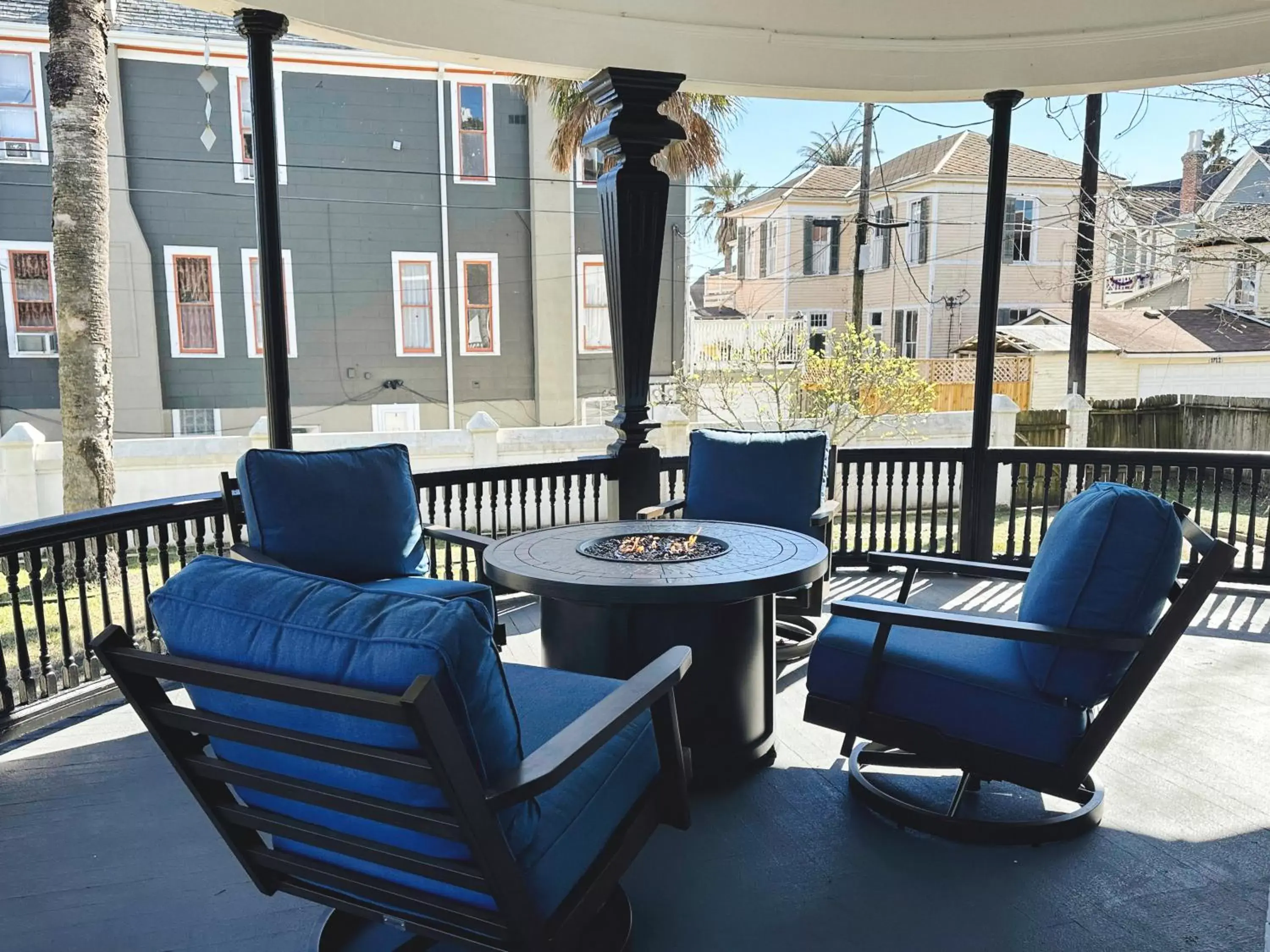 Balcony/Terrace in The Mansion on 17th, formerly Schaefer Haus