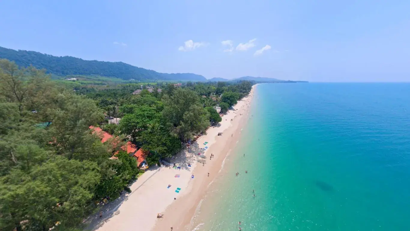 Beach, Bird's-eye View in Sayang Beach Resort Koh Lanta