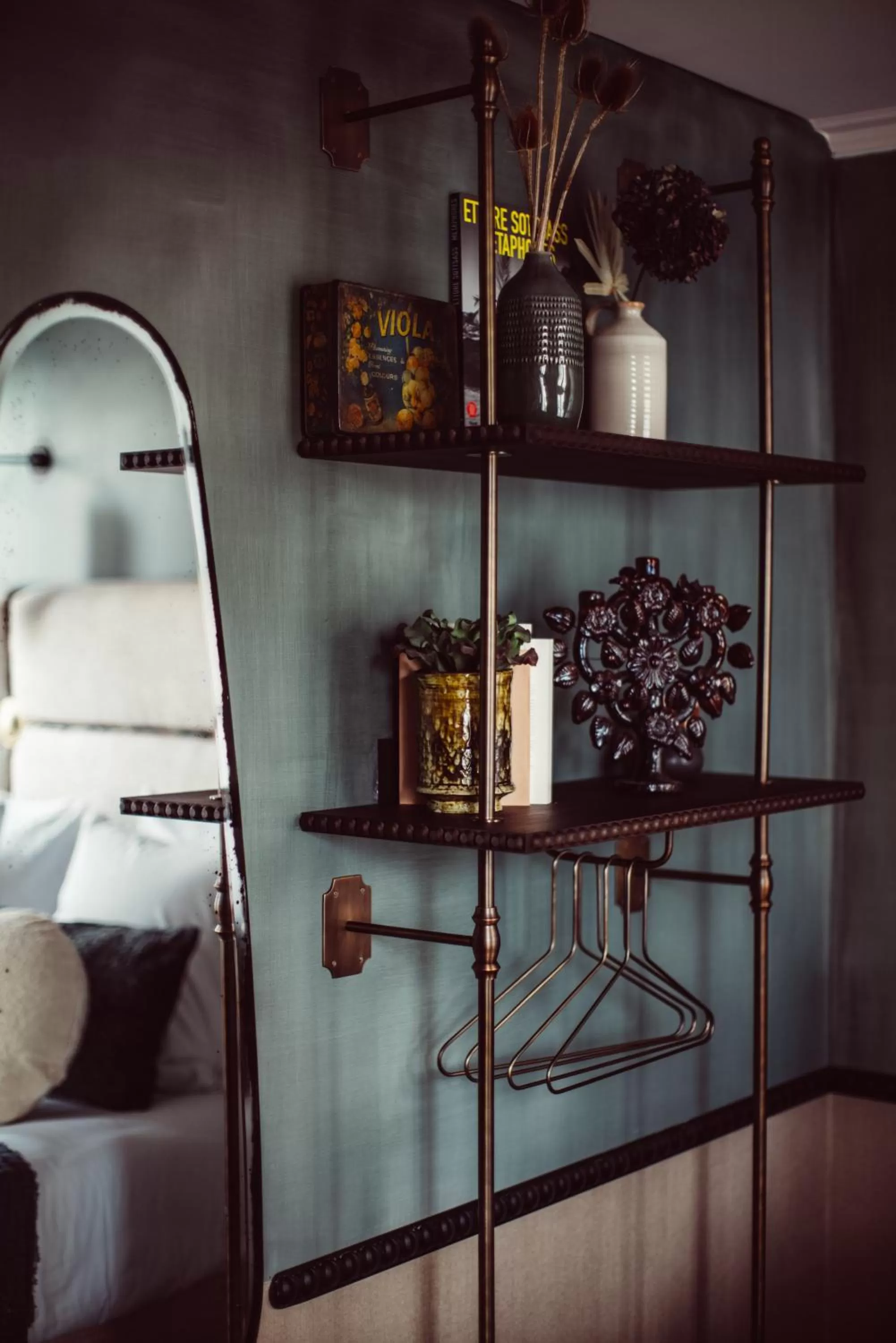 Decorative detail in Babel Belleville