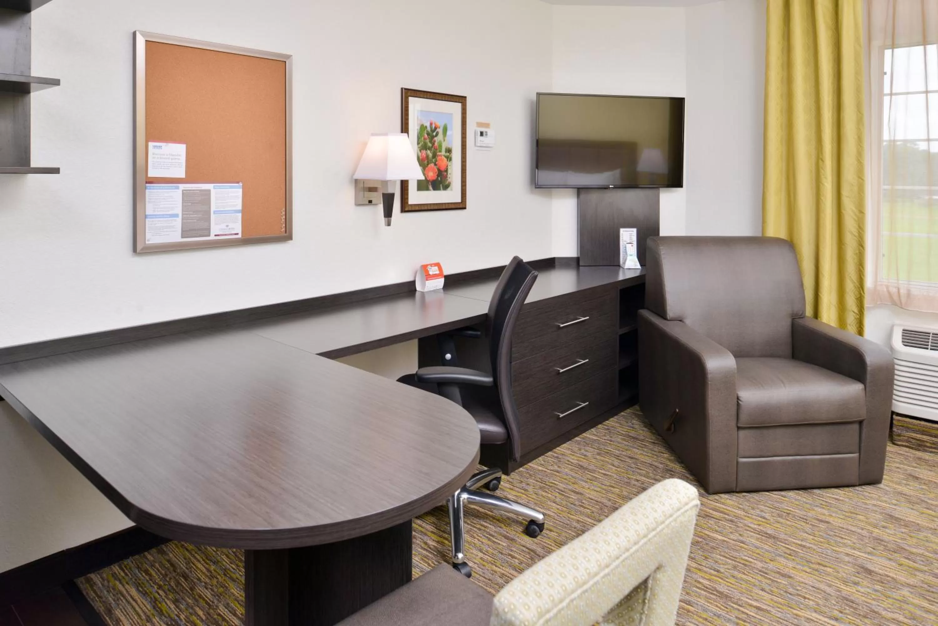 Photo of the whole room in Candlewood Suites Beaumont by IHG