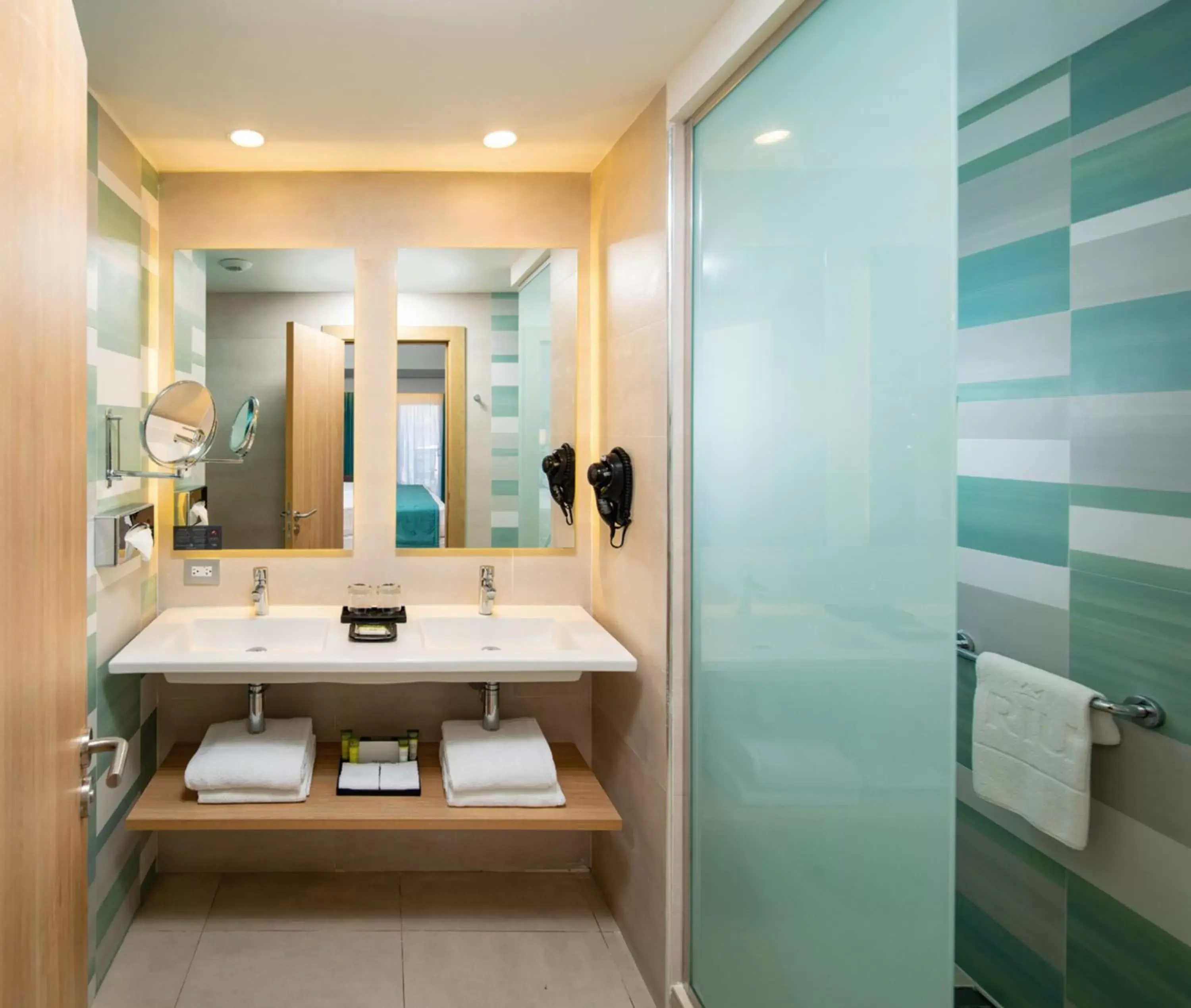 Bathroom in Riu Palace Tropical Bay - All Inclusive