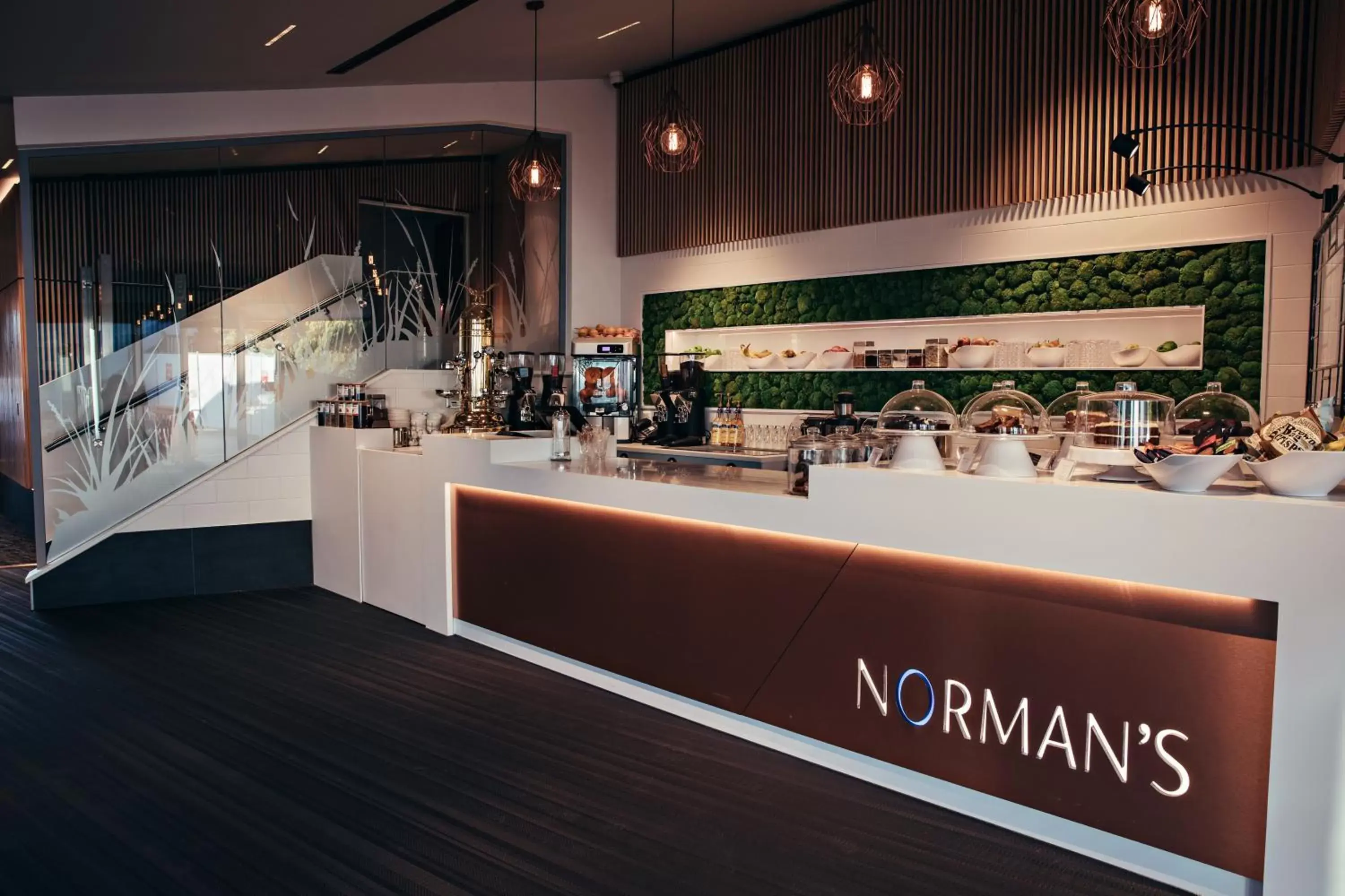 Restaurant/places to eat in Low Wood Bay Restaurant/places to eat in Low Wood Bay