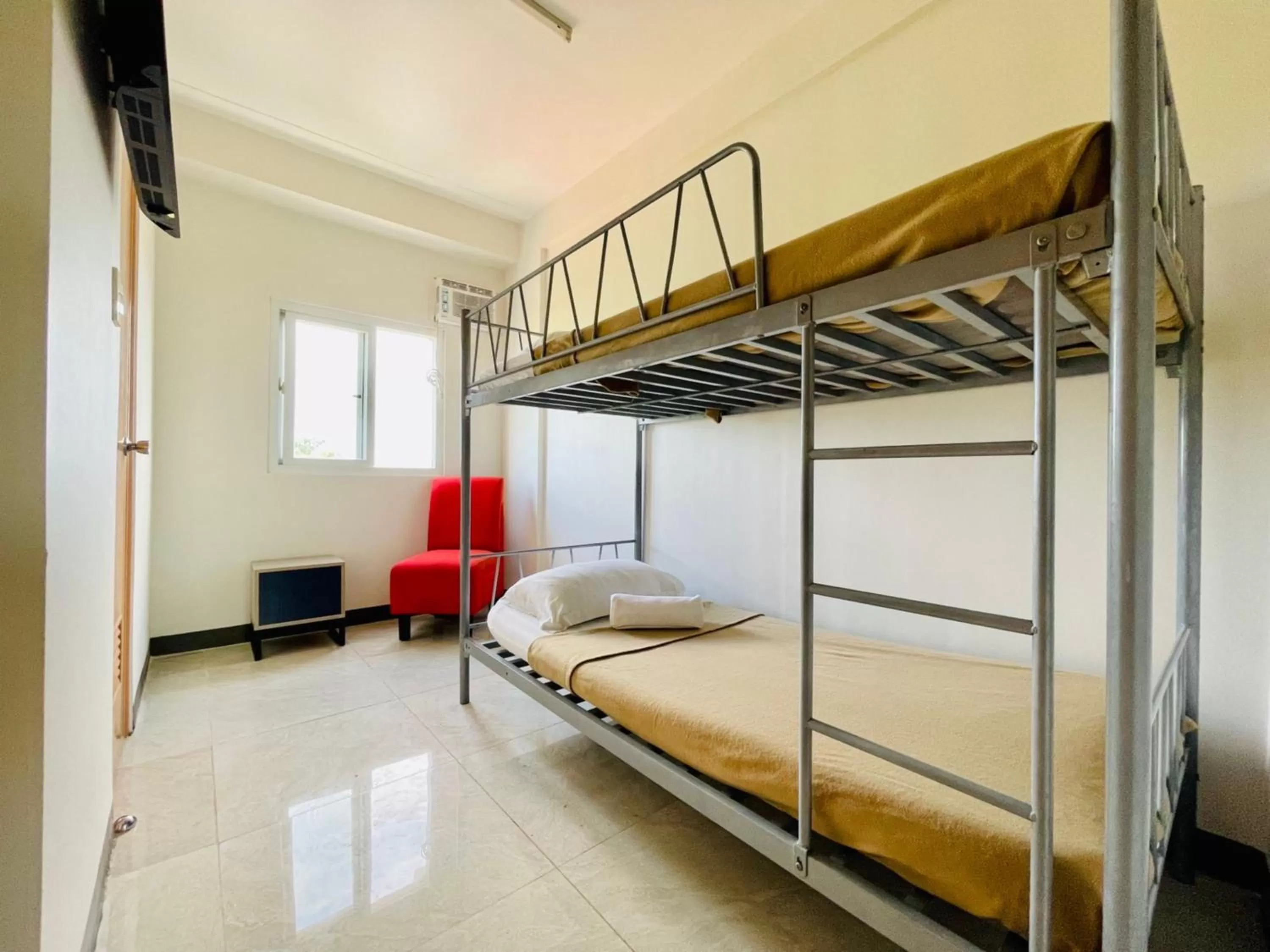 Bunk Bed in OYO 823 Stay Inn