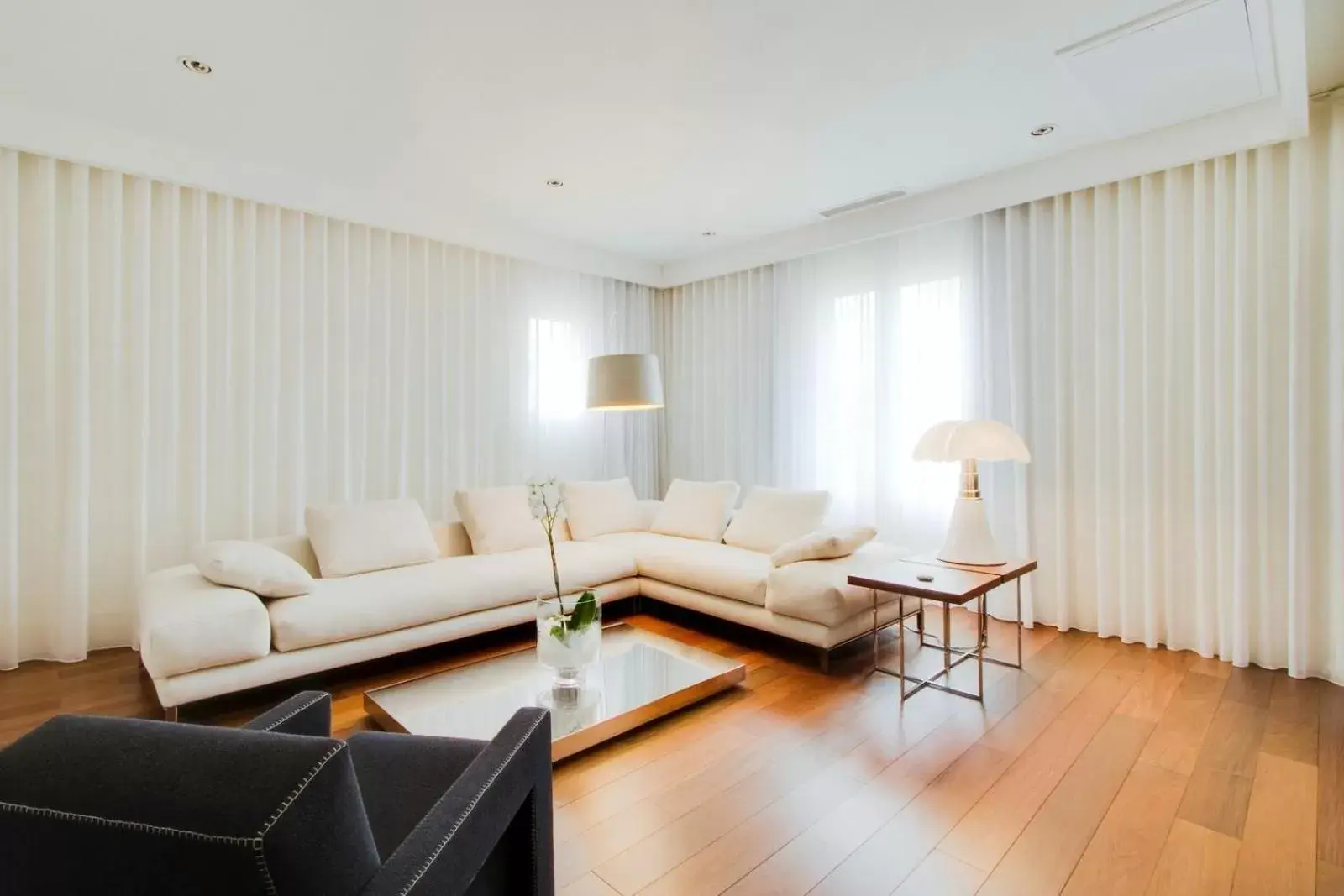 Living room, Seating Area in Maison Pic