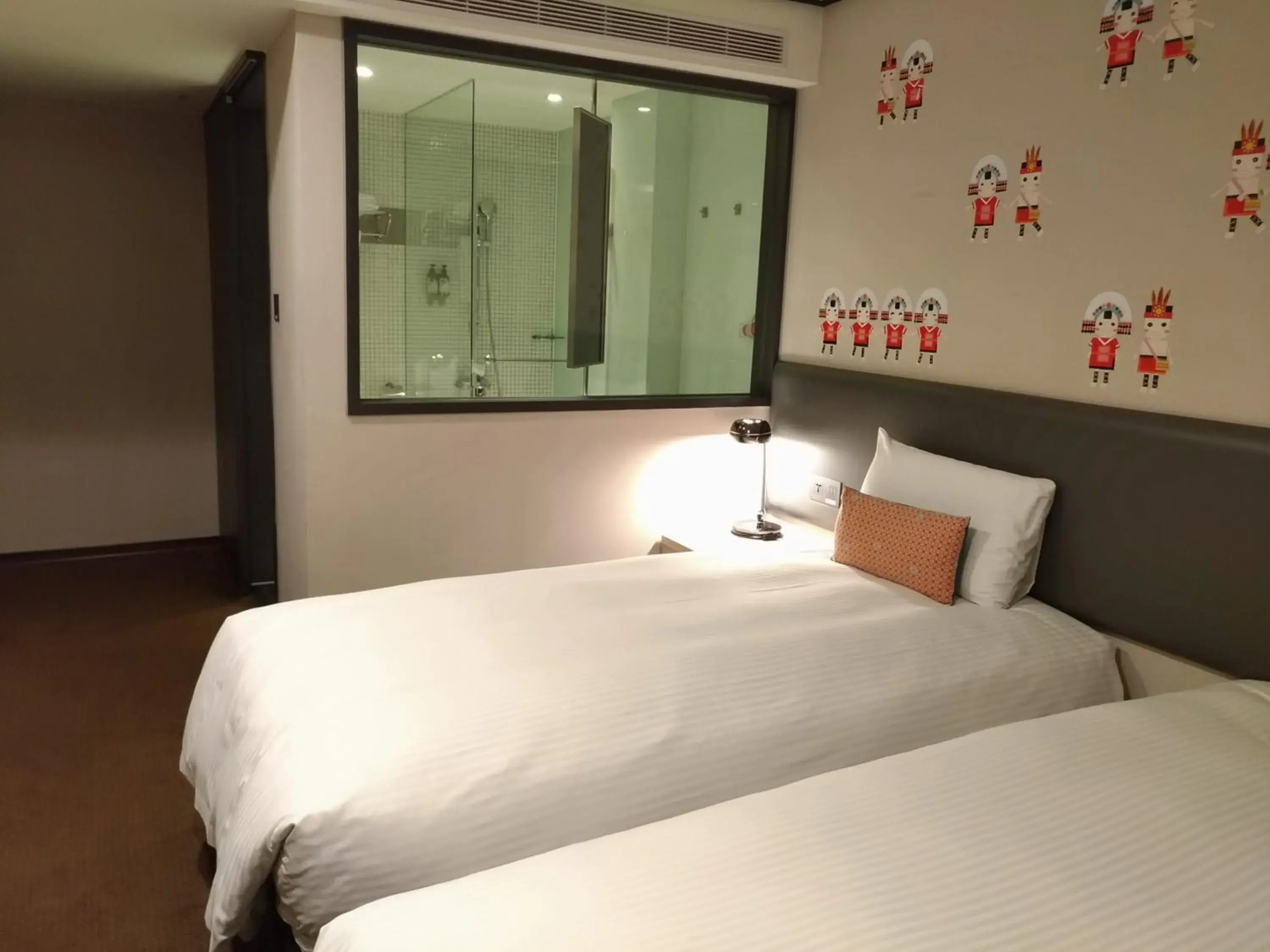 Photo of the whole room, Bed in Energy Inn