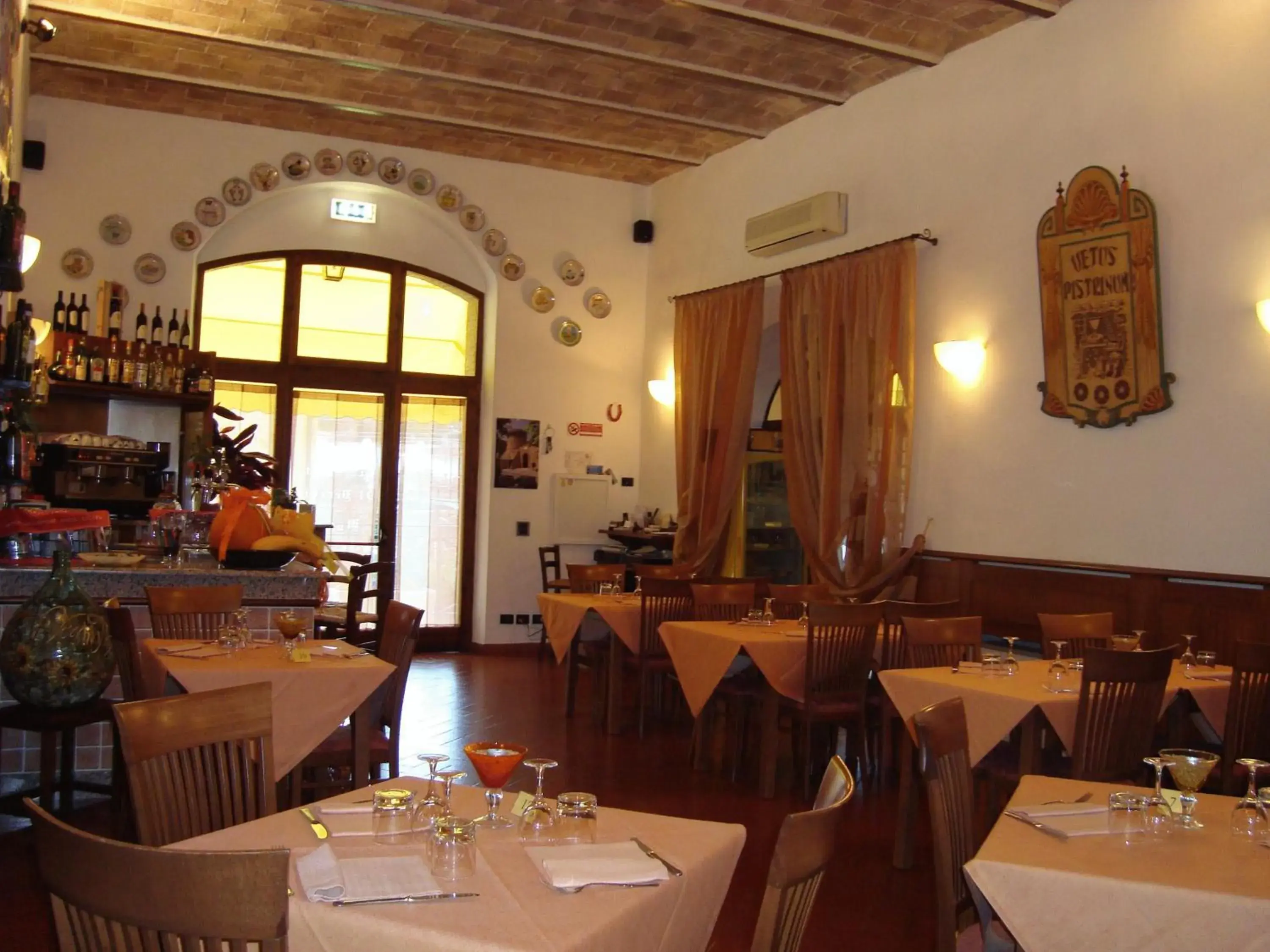 Restaurant/Places to Eat in Il Vecchio Mulino