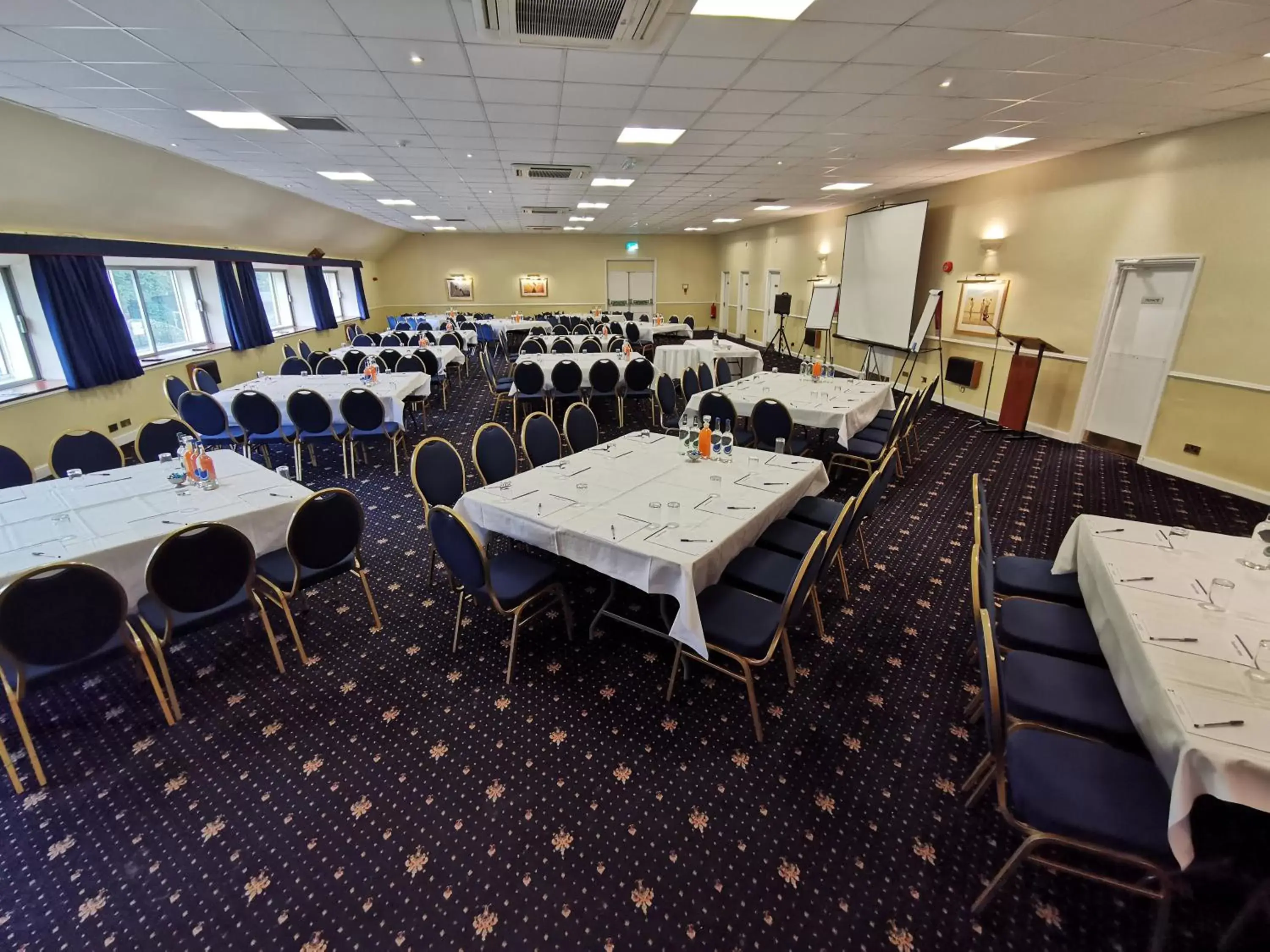 Business facilities in Tiverton Hotel Lounge & Venue formally Best Western