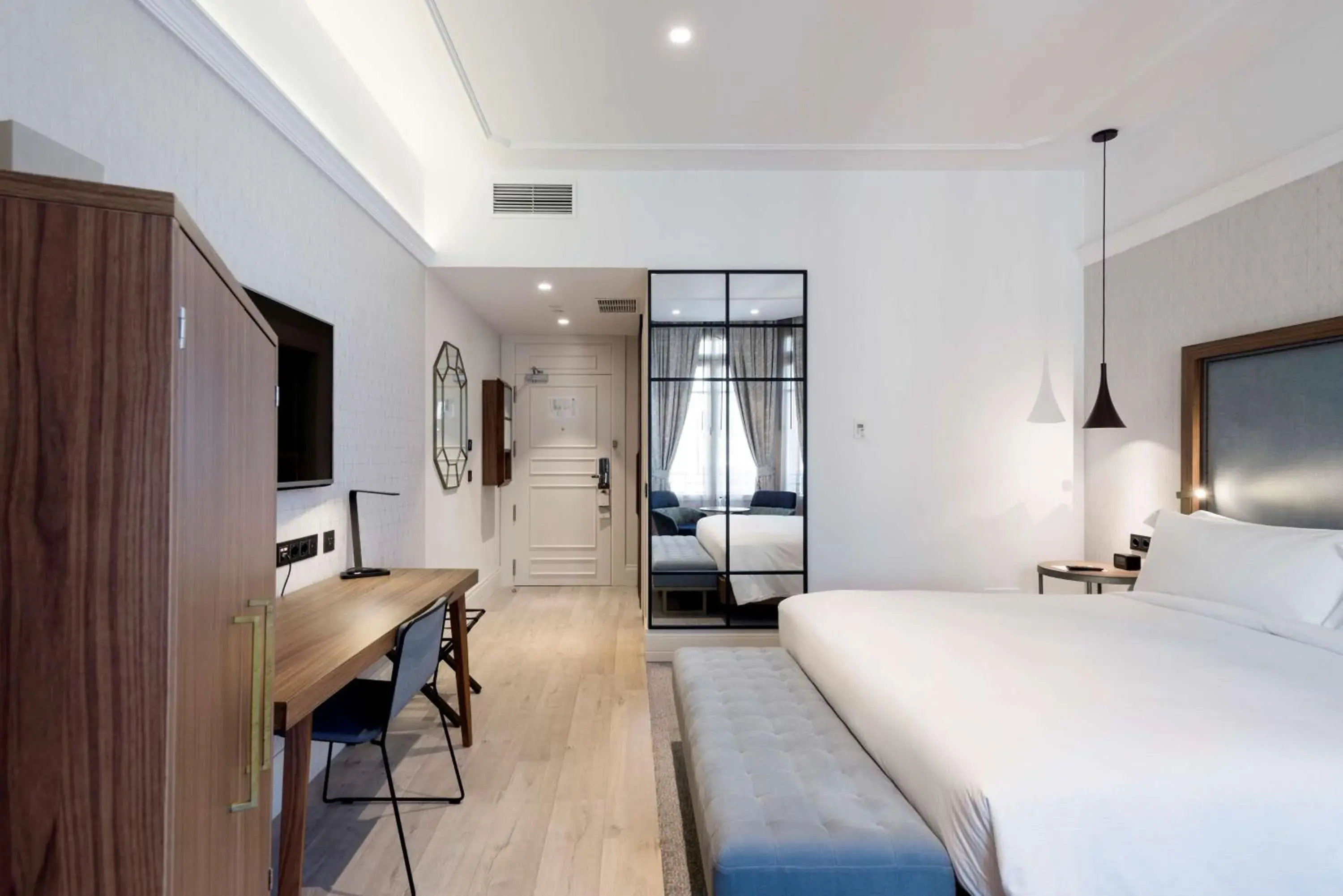 Bedroom in DoubleTree by Hilton Madrid-Prado