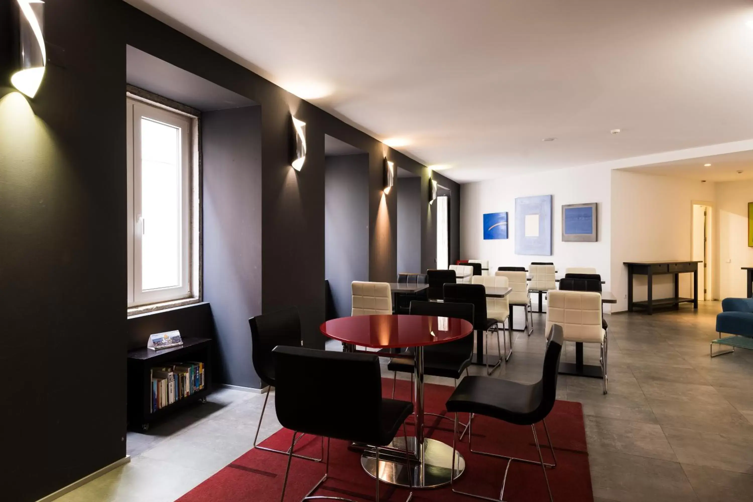 Living room, Restaurant/Places to Eat in Alfama - Lisbon Lounge Suites