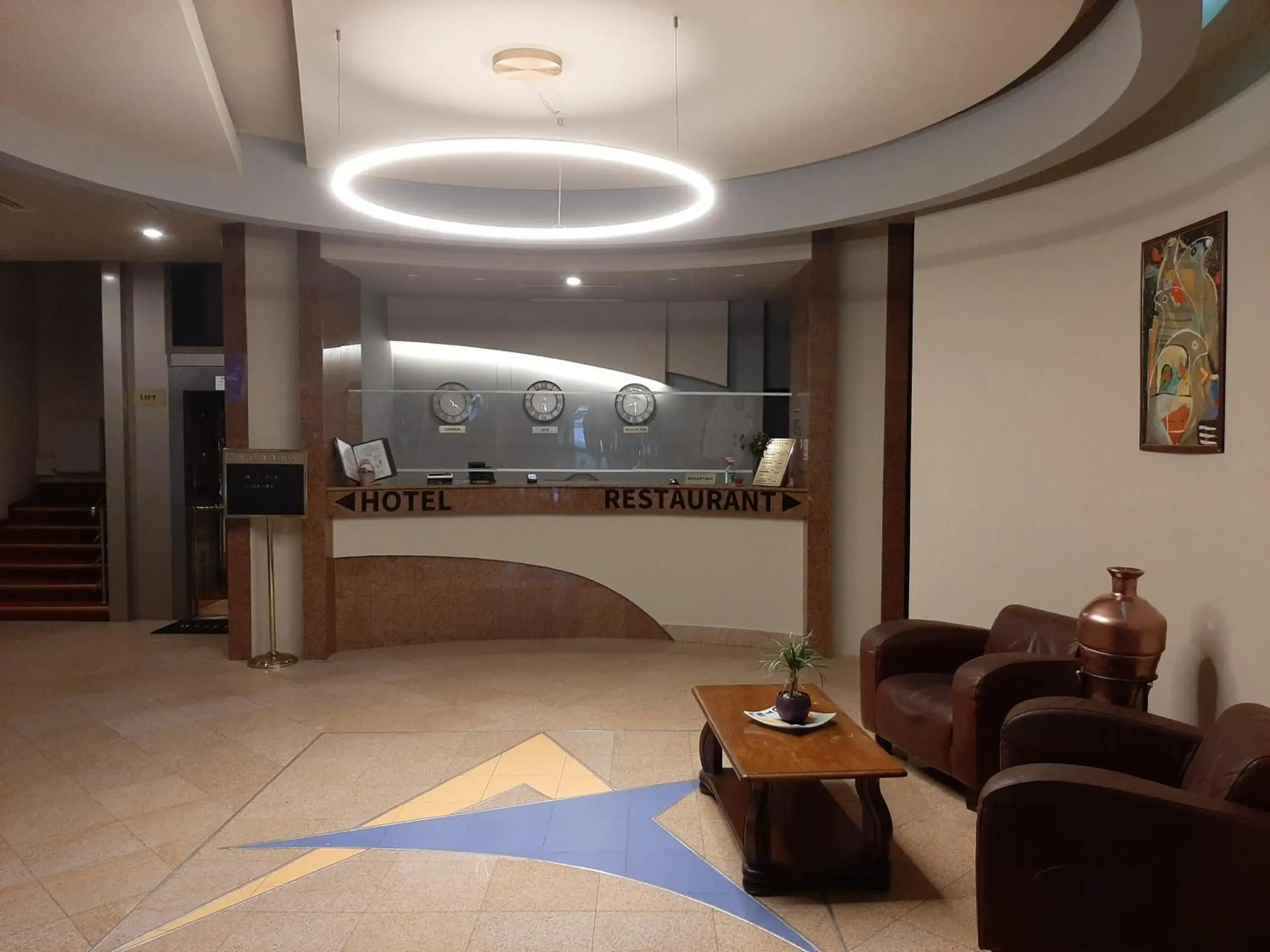 Lobby or reception, Lobby/Reception in Hotel Astoria City Center
