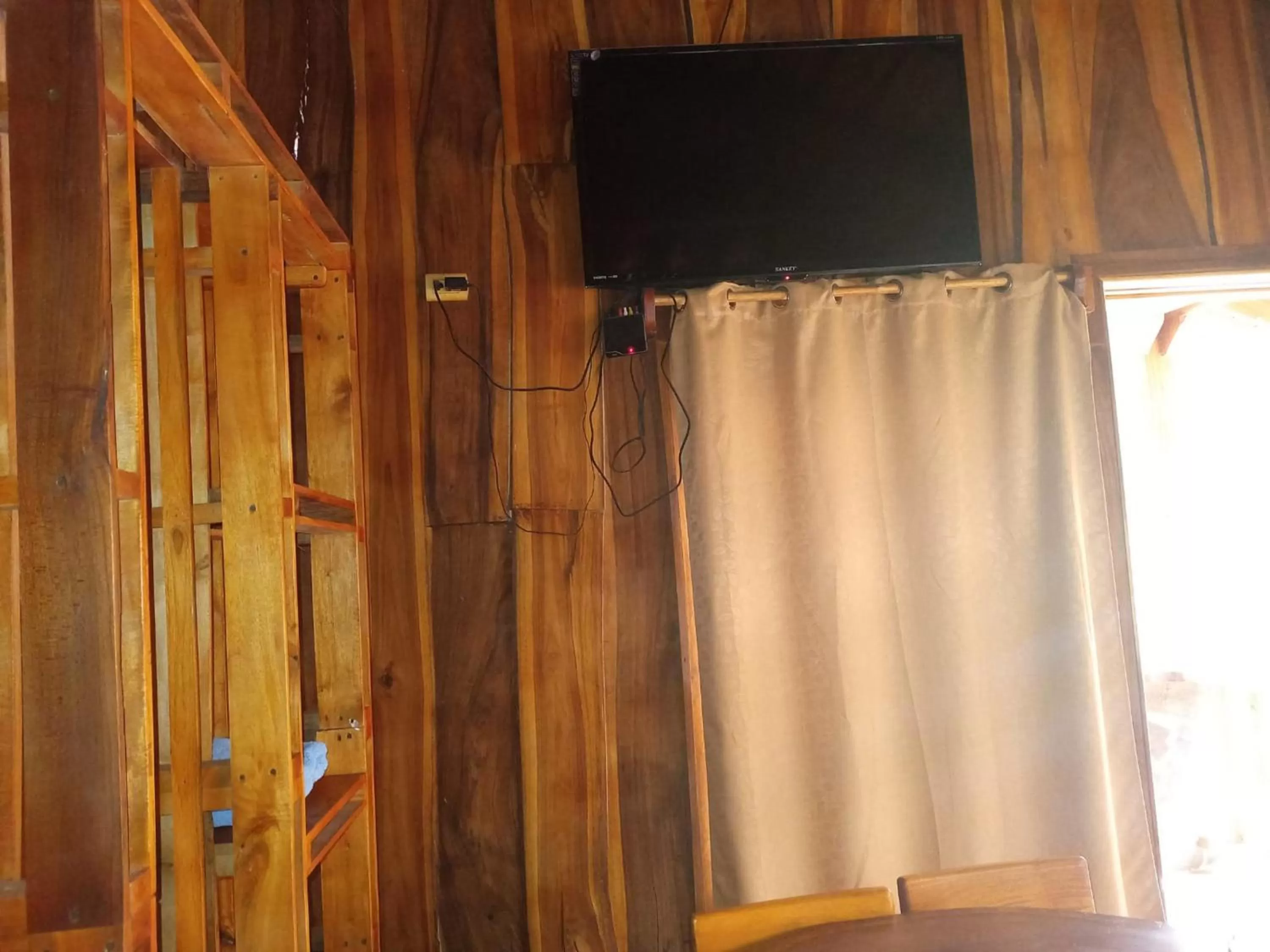 TV and multimedia, TV/Entertainment Center in La Boya Hotel y Parque Acuático