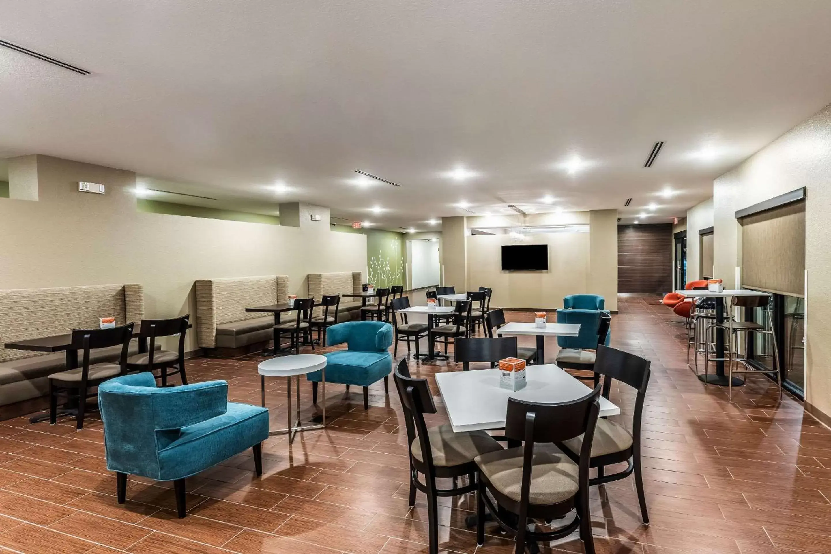 Restaurant/Places to Eat in Sleep Inn & Suites Fort Worth - Fossil Creek