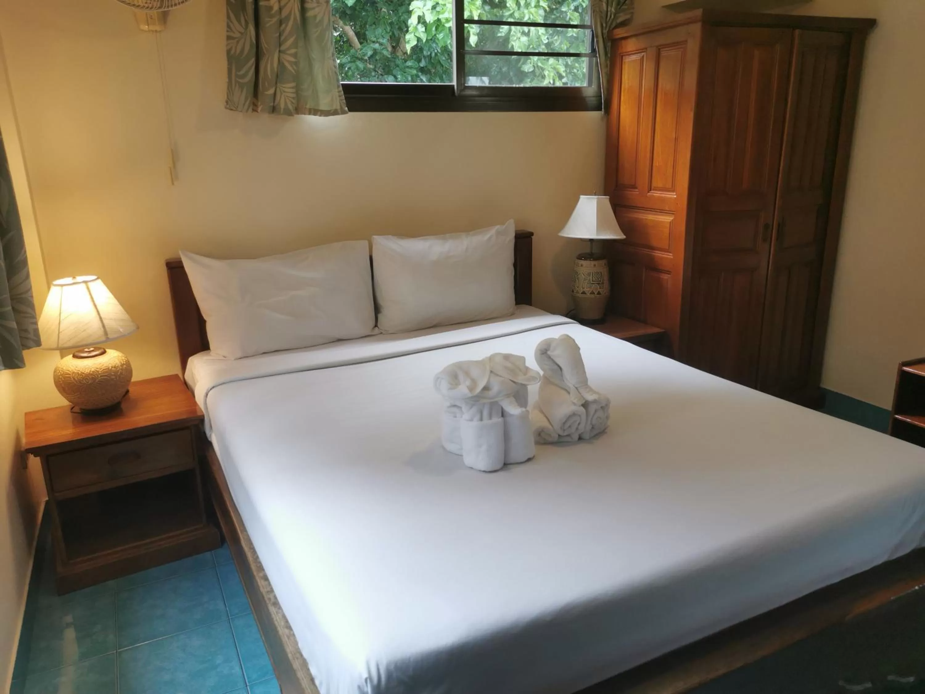 Bedroom, Bed in Top Resort