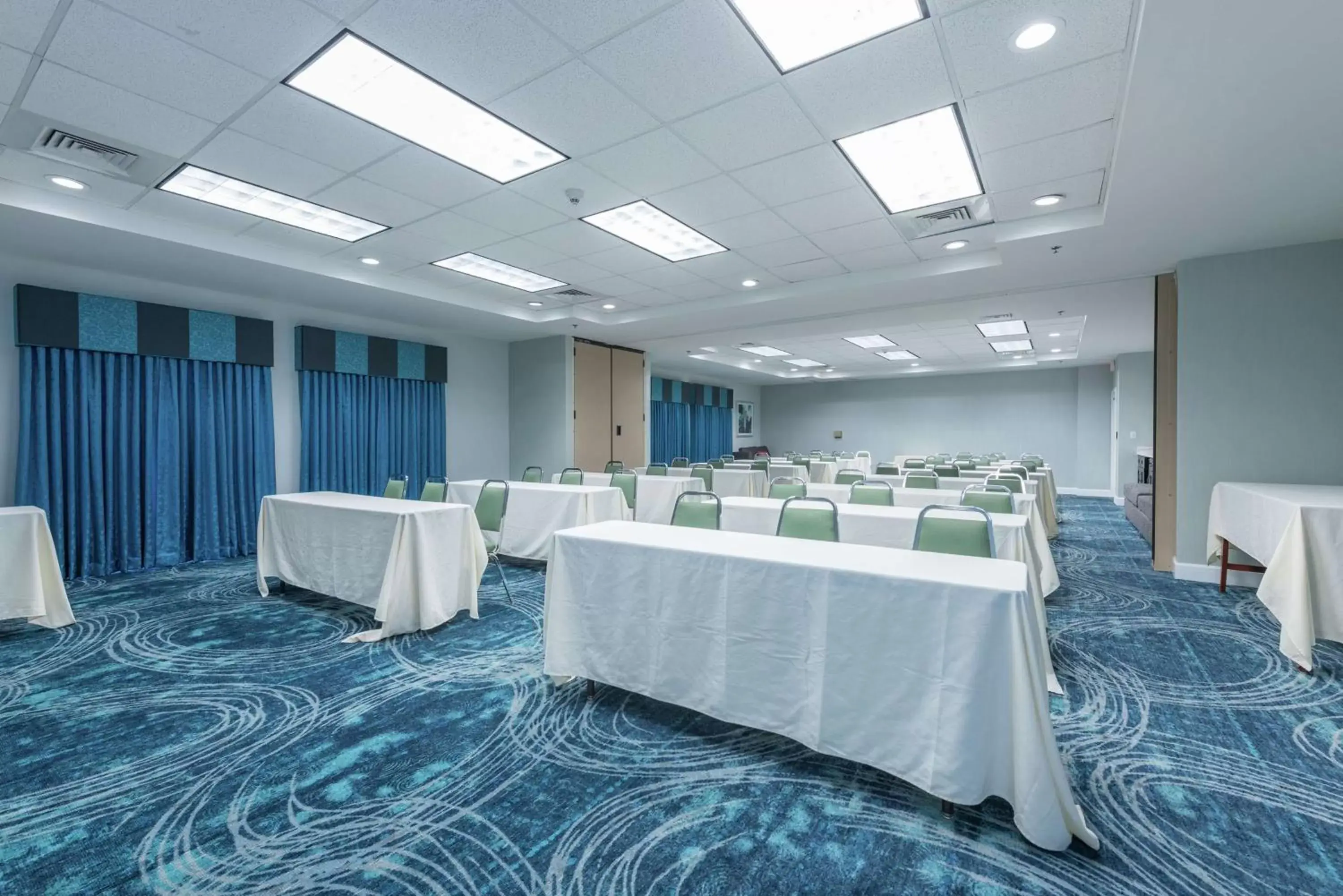 Meeting/conference room in Hampton Inn Tampa-Veterans Expressway