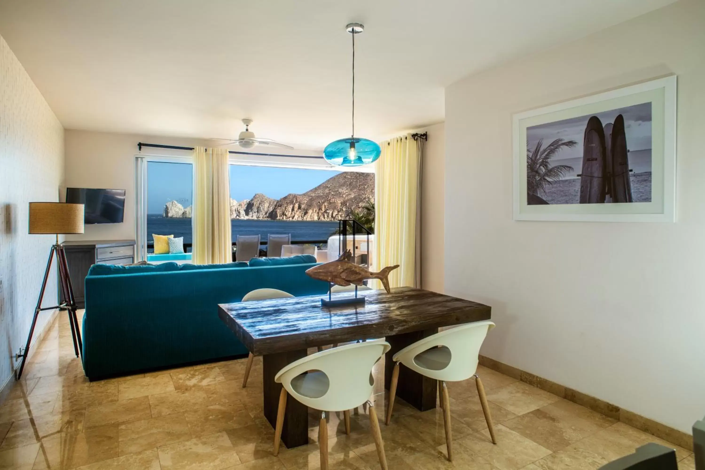 Dining Area in Corazón Cabo, a Noble House Resort