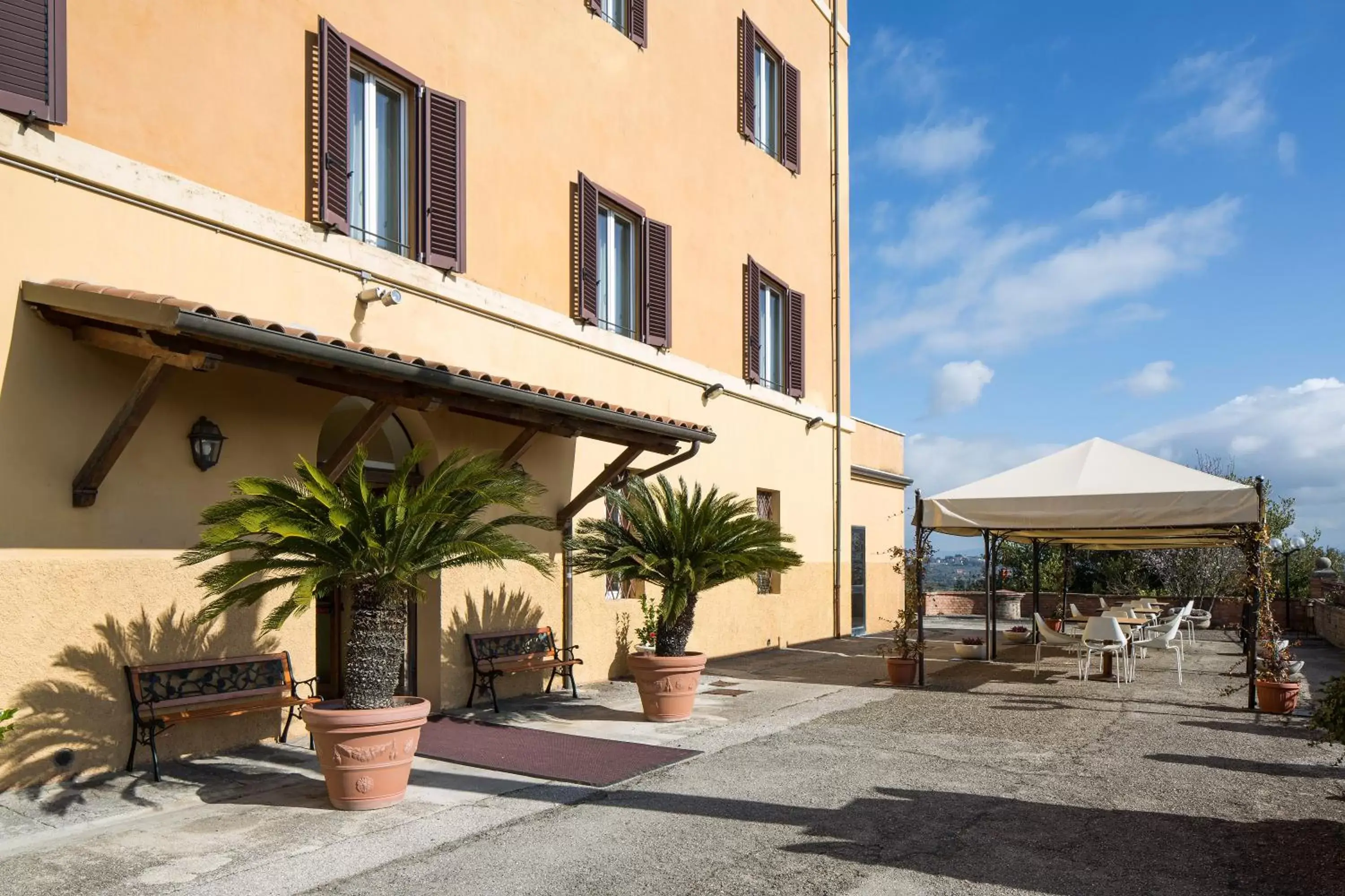 Property Building in Hotel Sacro Cuore