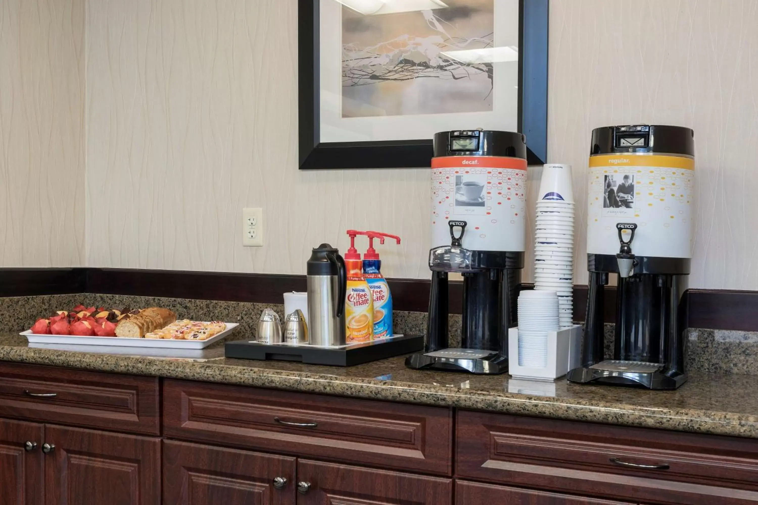 Lobby or reception in Hampton Inn Detroit Roseville