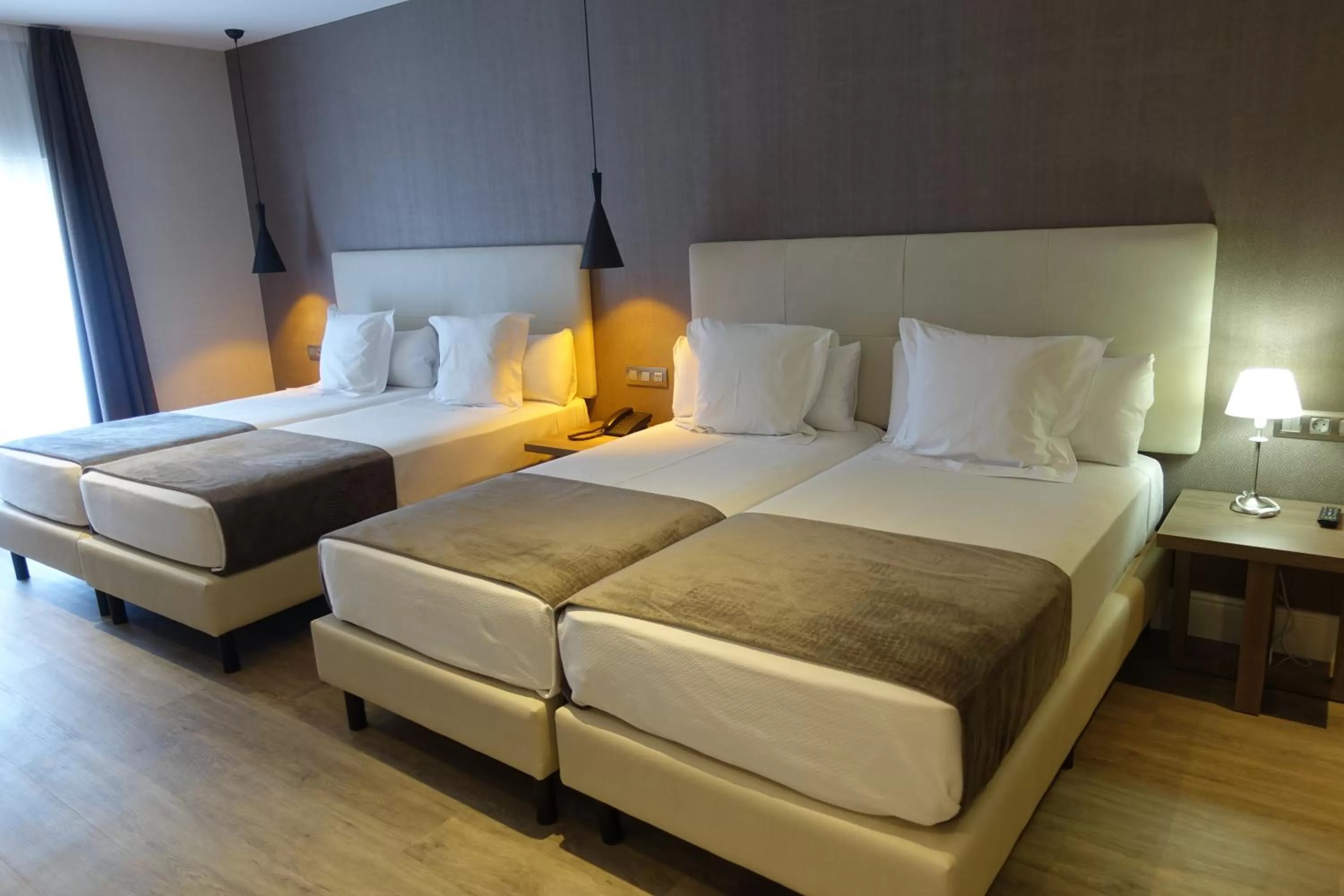 Photo of the whole room, Bed in Hotel Oasis