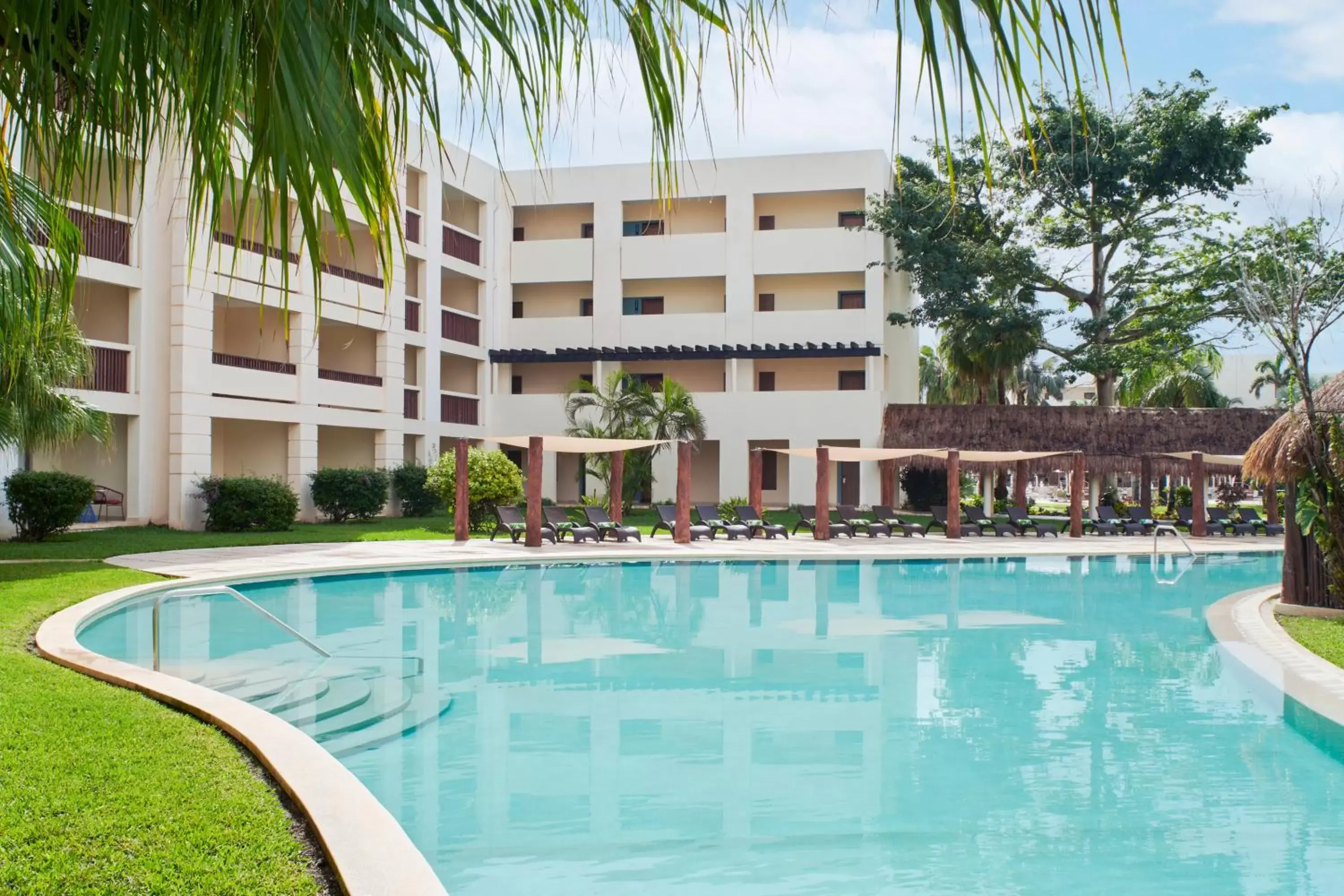 Swimming Pool in Hyatt Ziva Riviera Cancun All-Inclusive