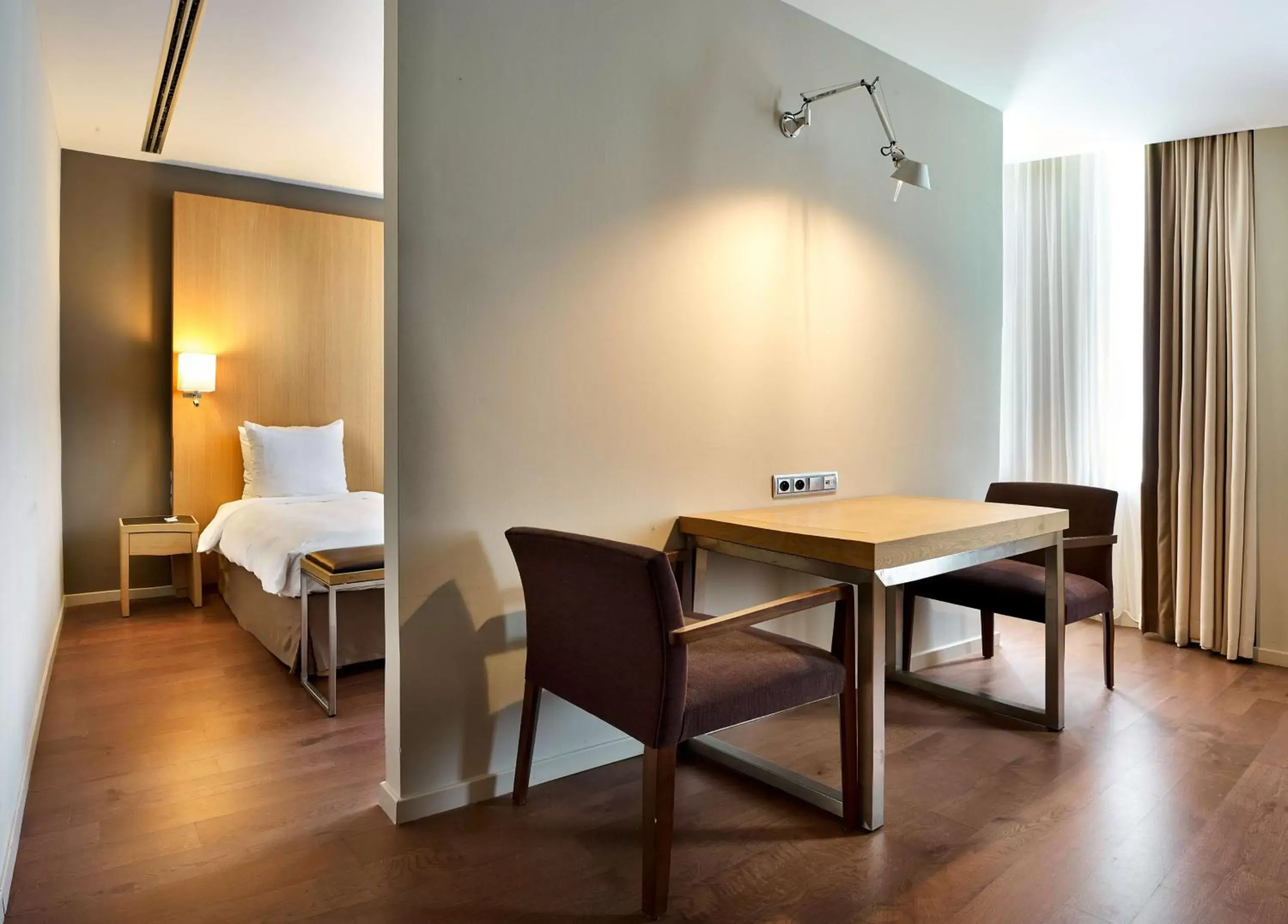 Bedroom, Dining Area in Radisson BLU Balmoral