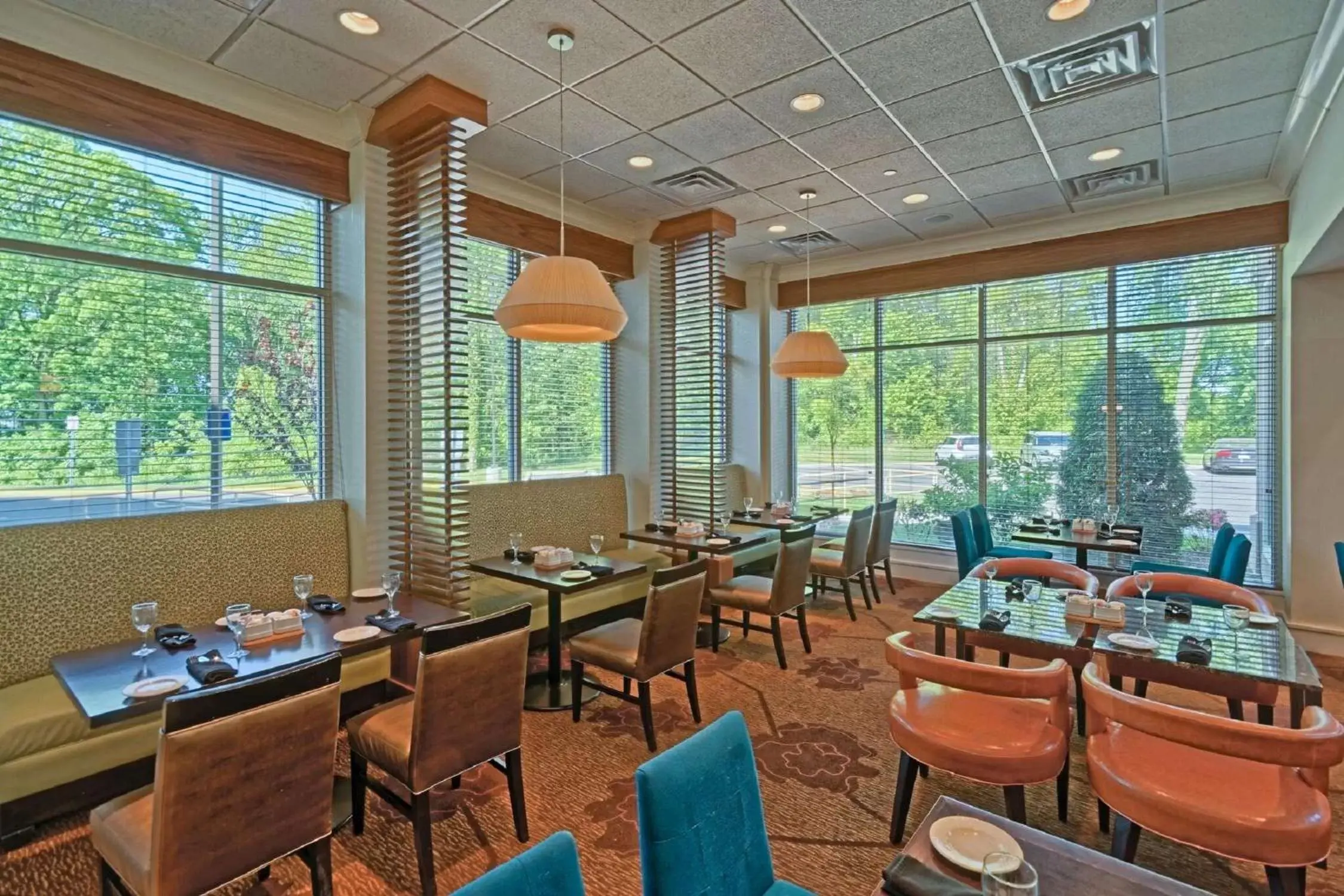 Restaurant/places to eat in Hilton Garden Inn by Hilton Mount Laurel Restaurant/places to eat in Hilton Garden Inn by Hilton Mount Laurel