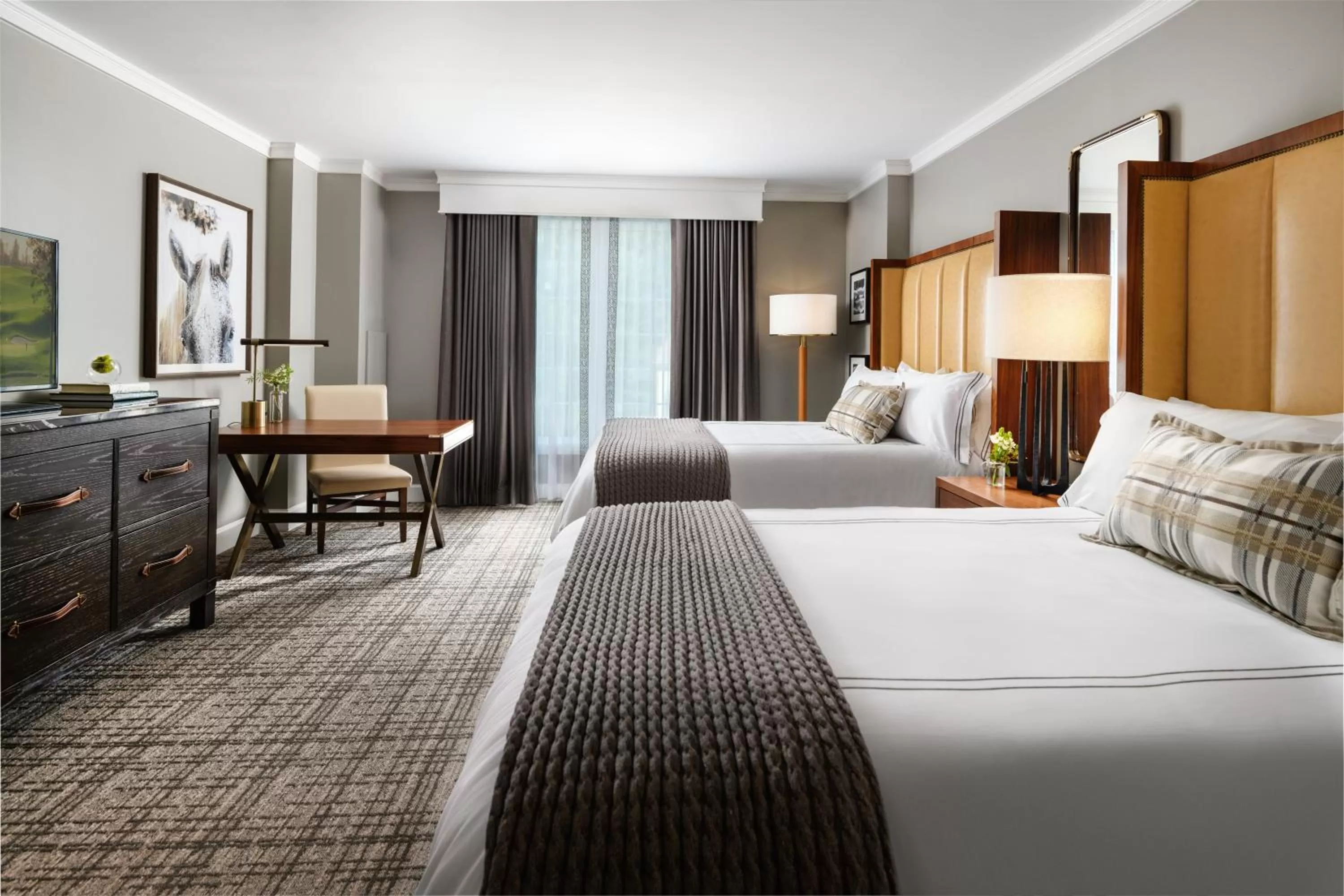 Bedroom, Bed in Chateau Elan Winery