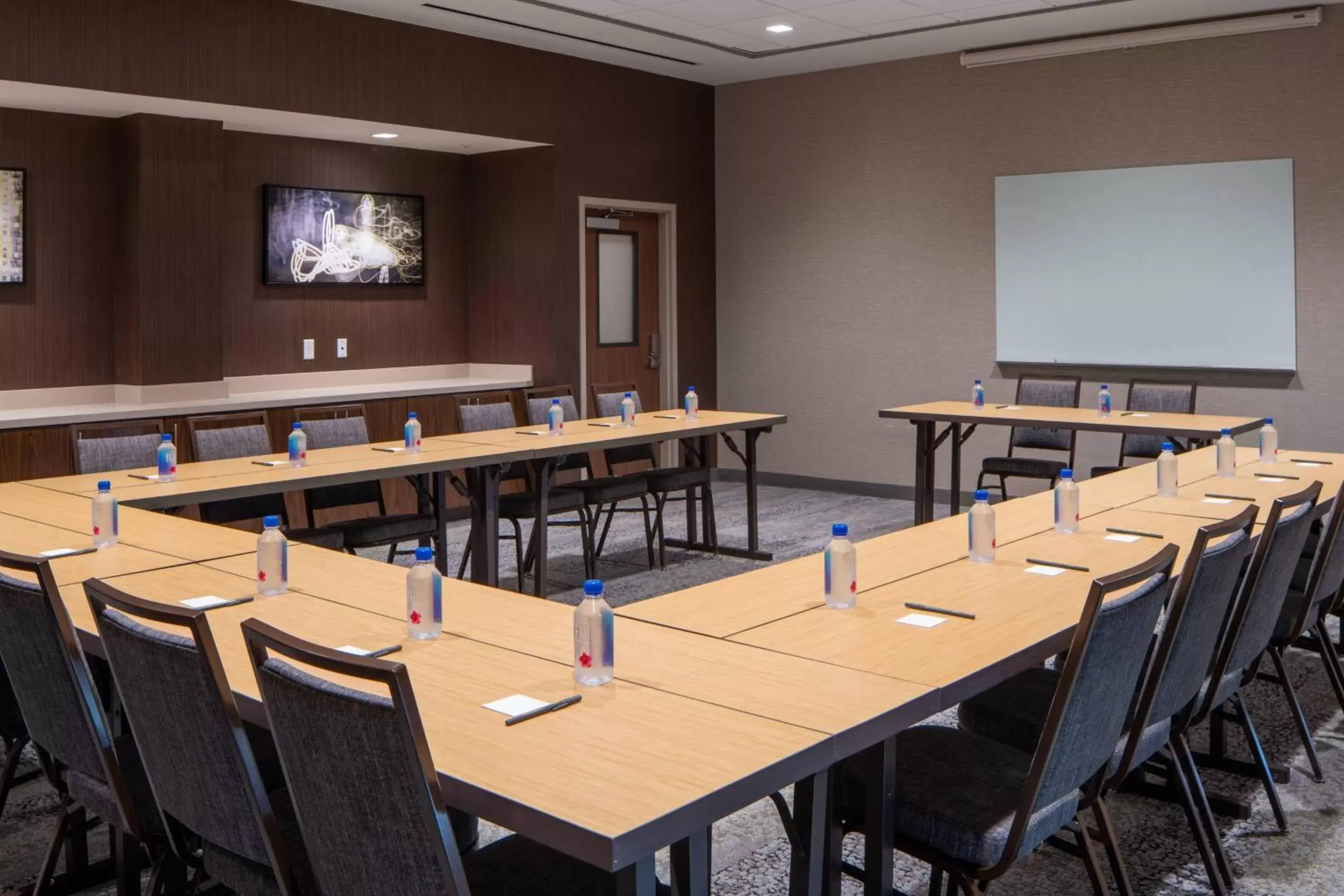 Meeting/conference room in Courtyard by Marriott Lafayette South