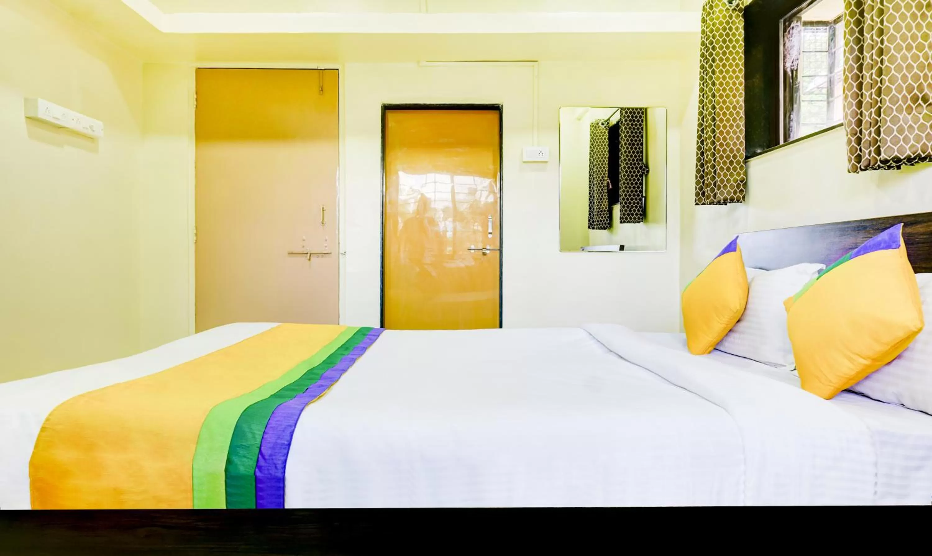 Photo of the whole room, Bed in Hotel Bestow Inn Koregaon Park Pune -Near Osho Ashram