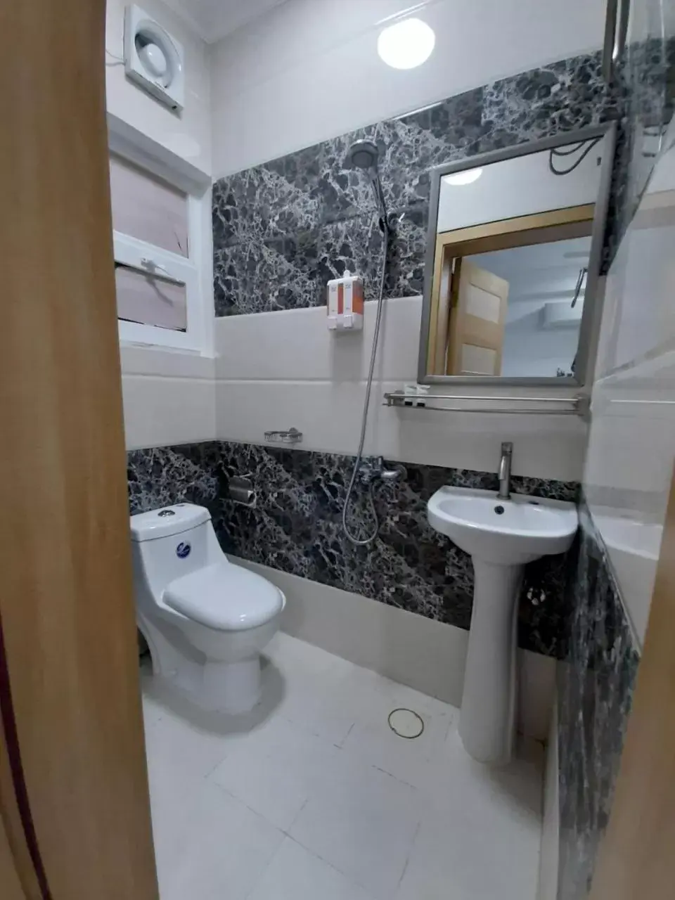 Bathroom in Al Rayyan Hotel Apartments Muscat