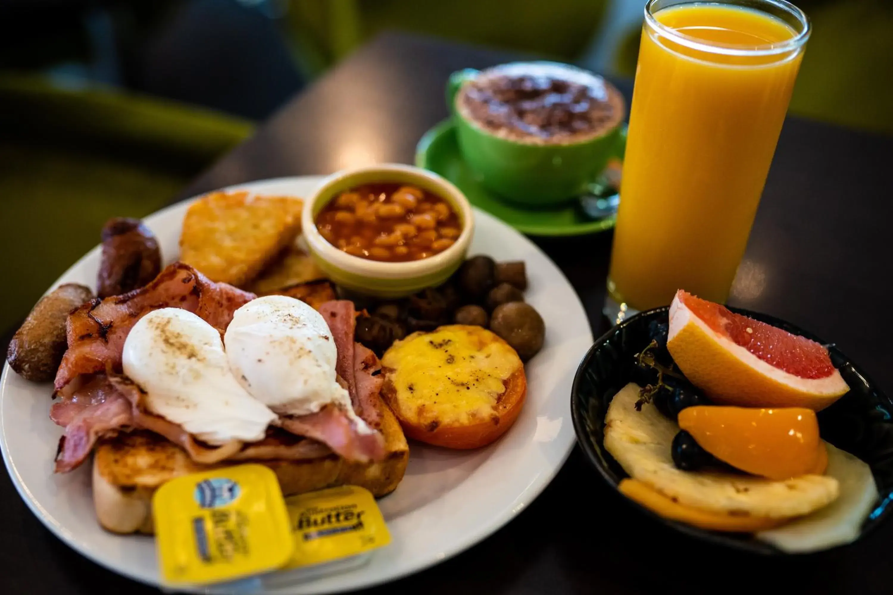 Breakfast in Dog Rock Motel