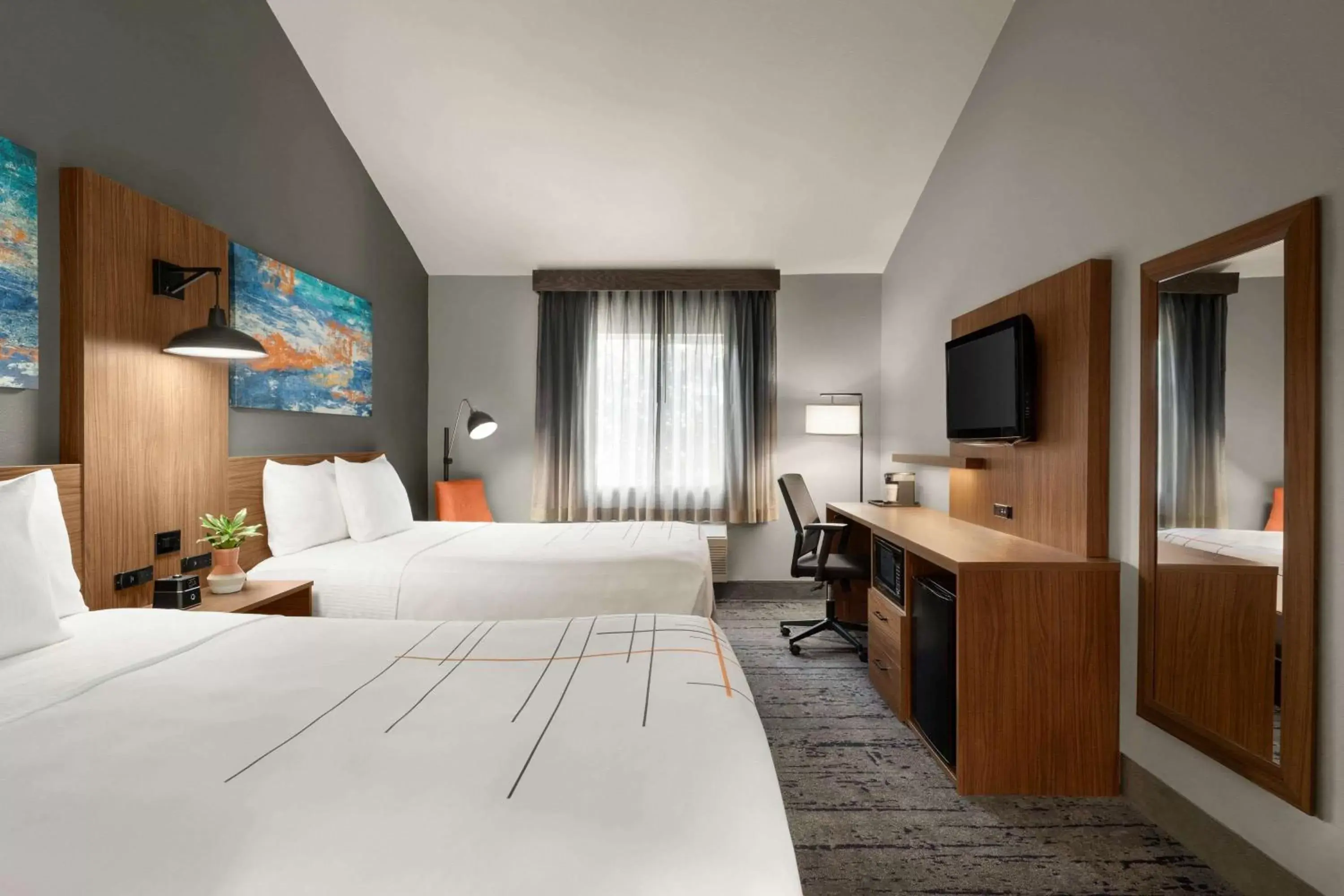 Queen Room with Two Queen Beds - Non-Smoking in La Quinta by Wyndham Salem OR Queen Room with Two Queen Beds - Non-Smoking in La Quinta by Wyndham Salem OR