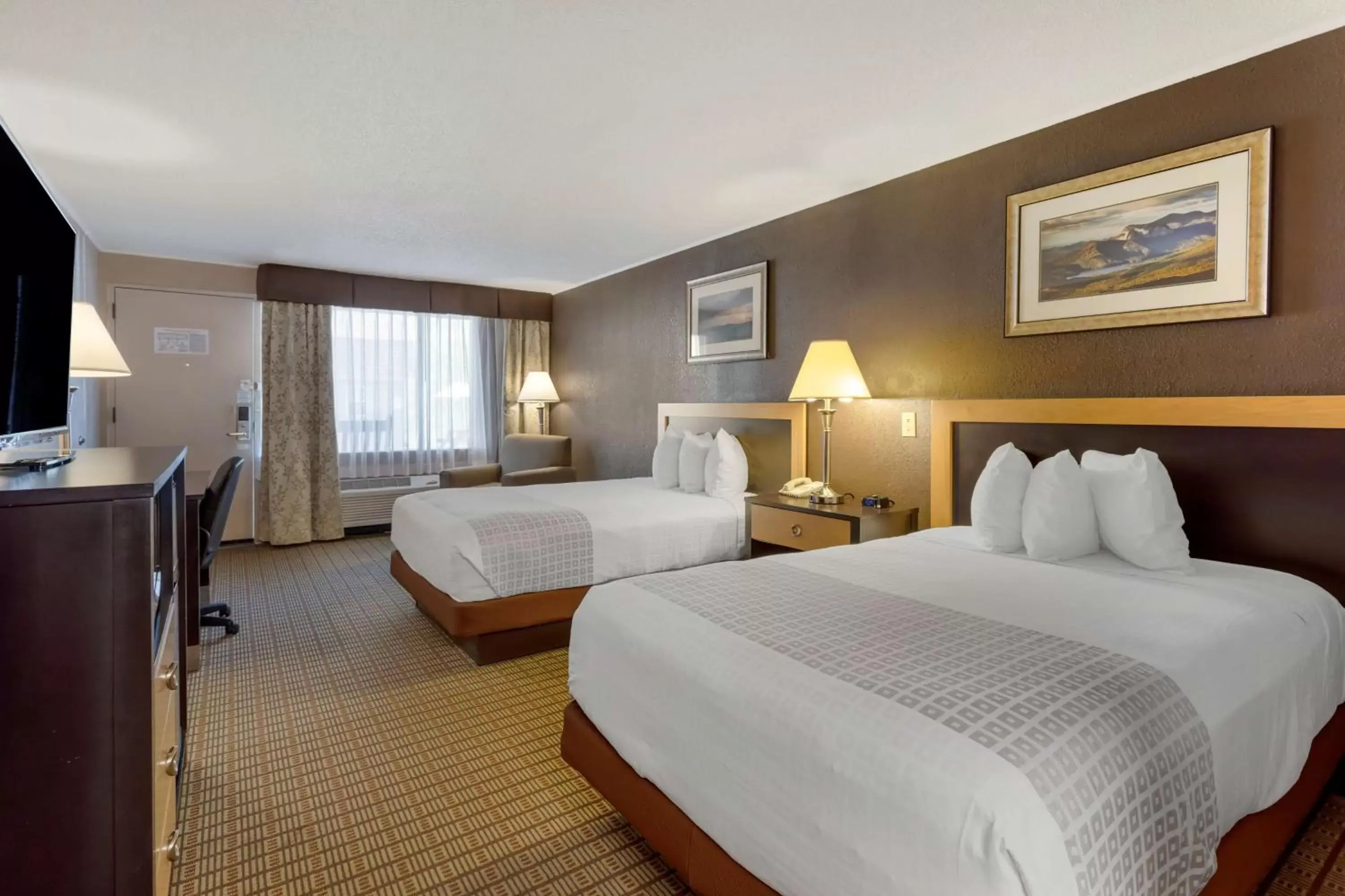 Bedroom, Bed in Best Western Smoky Mountain Inn