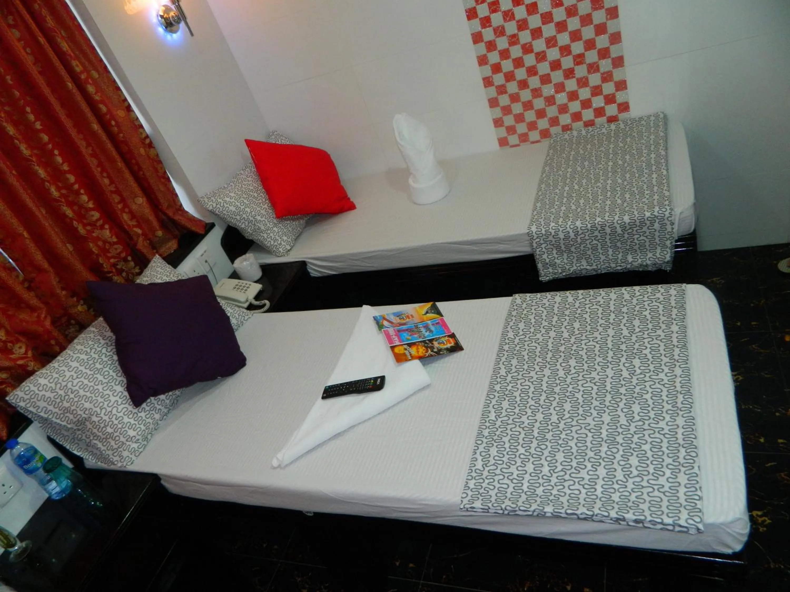 Bedroom in New London Hostel