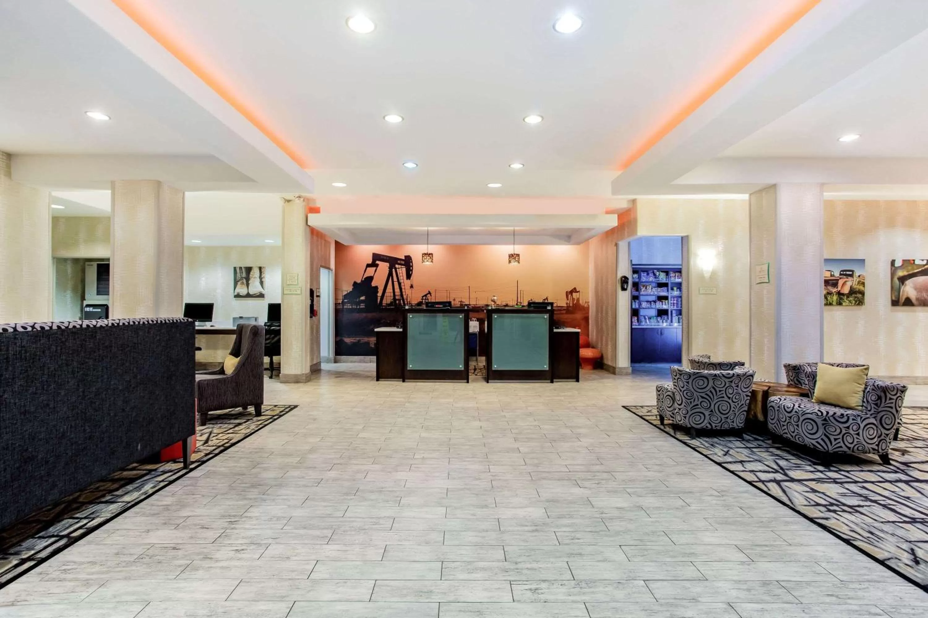 Lobby or reception in La Quinta by Wyndham Andrews