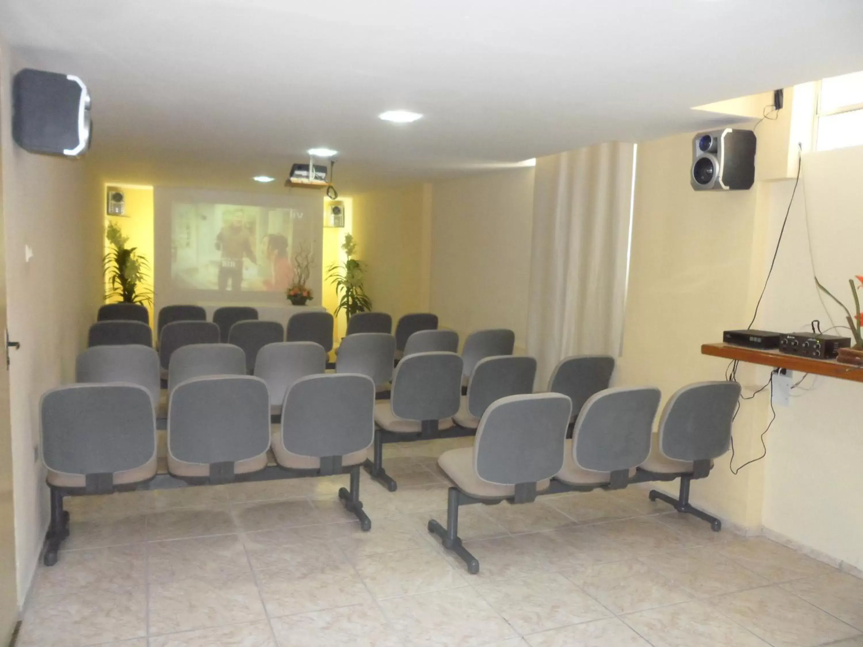 Business facilities in Rede Andrade Plaza Recife