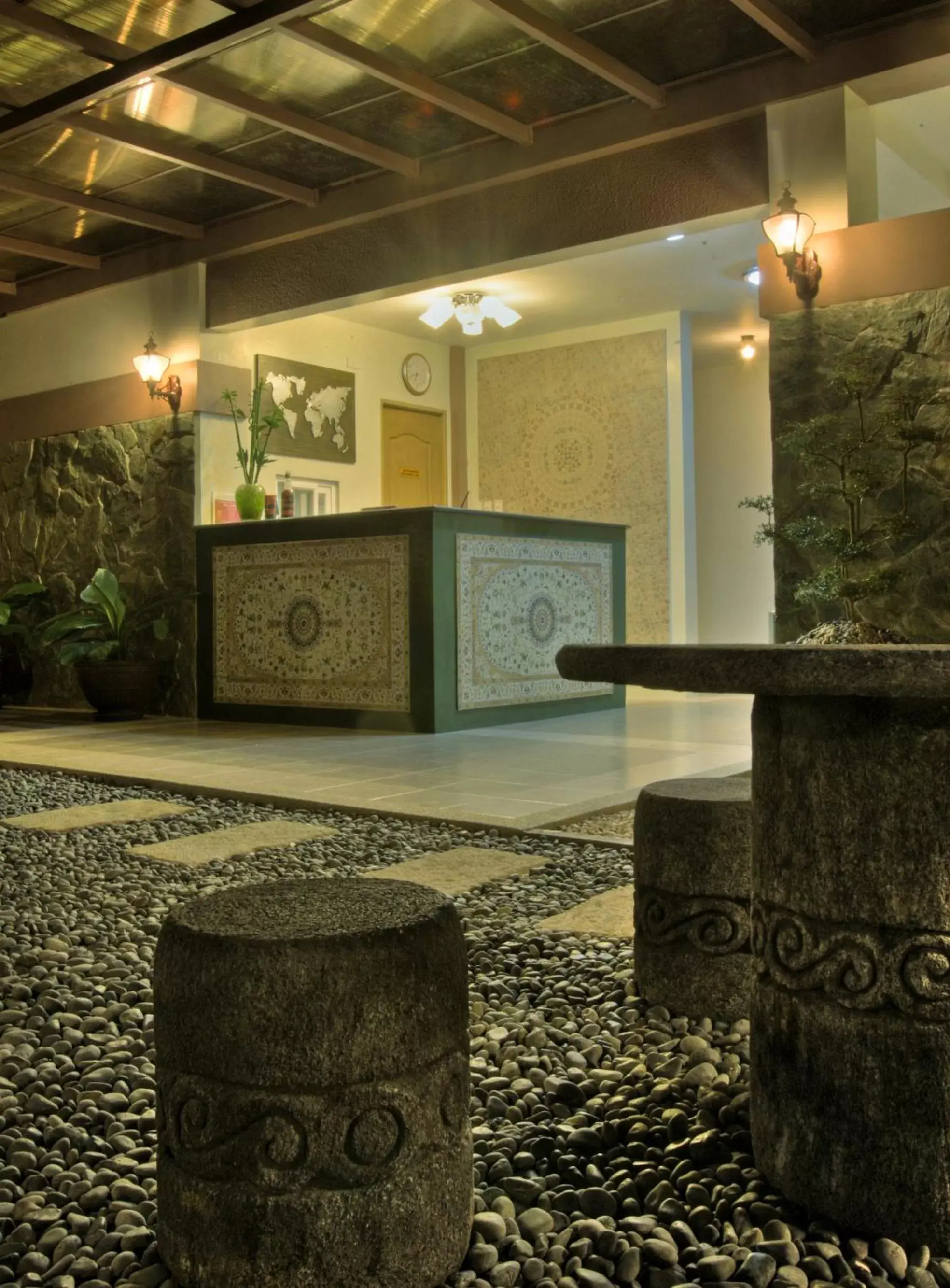 Lobby or reception in Hanan Hotel Tagaytay - Formerly Tagaytay Wingate Manor Lobby or reception in Hanan Hotel Tagaytay - Formerly Tagaytay Wingate Manor