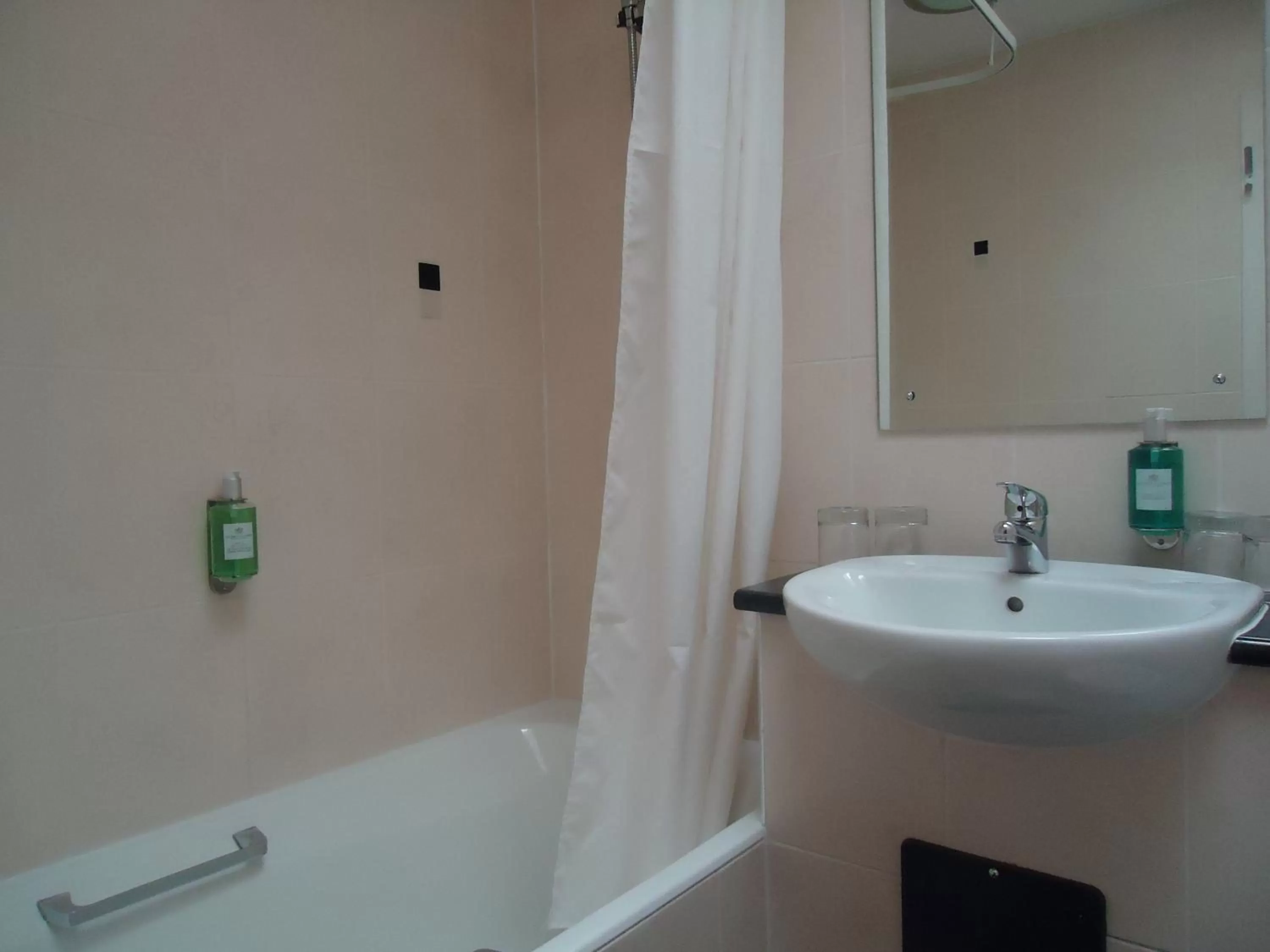 Bathroom in Pitbauchlie House Hotel - Sure Hotel Collection by Best Western