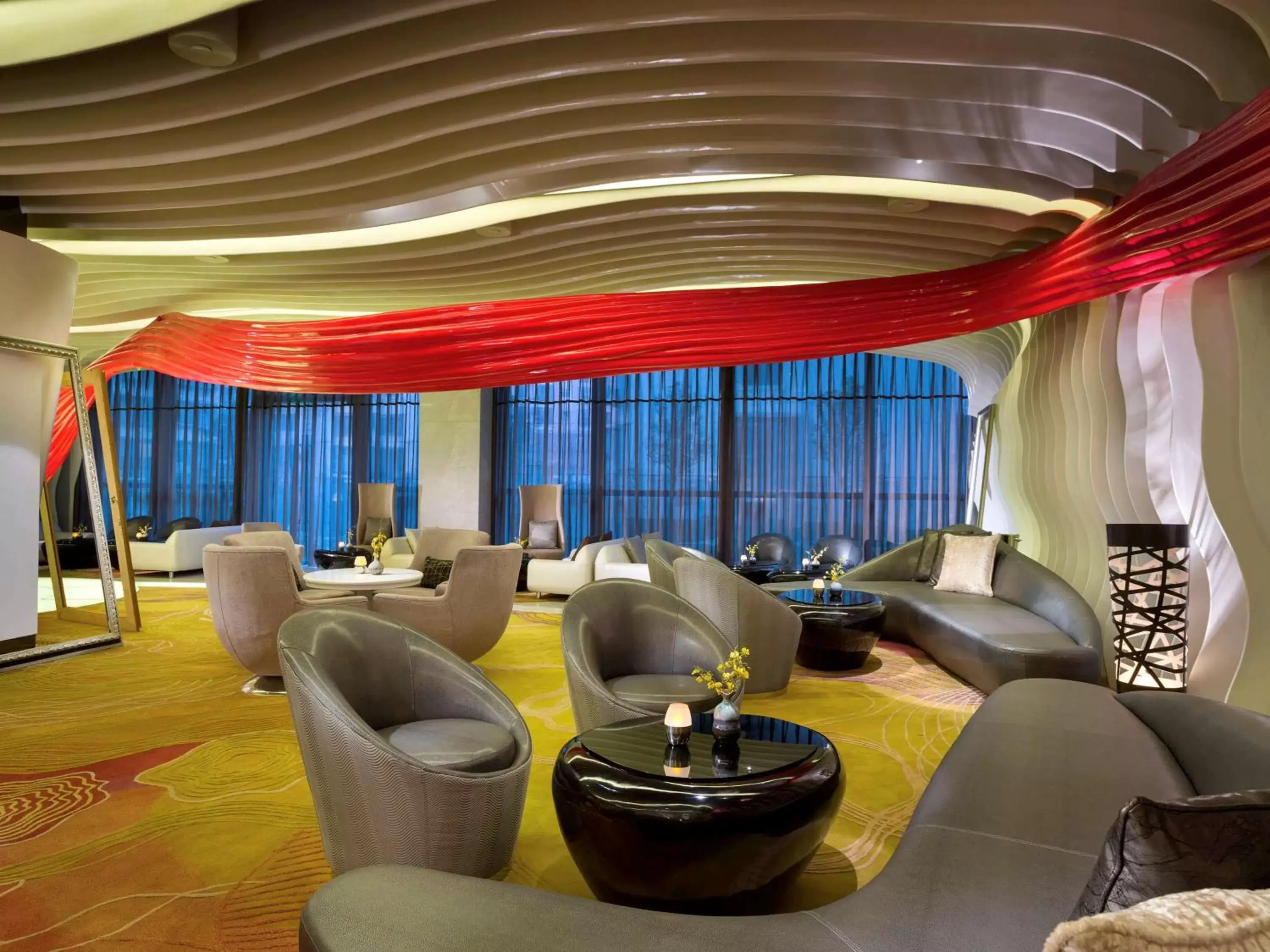 Lounge or bar in Sofitel Kunming