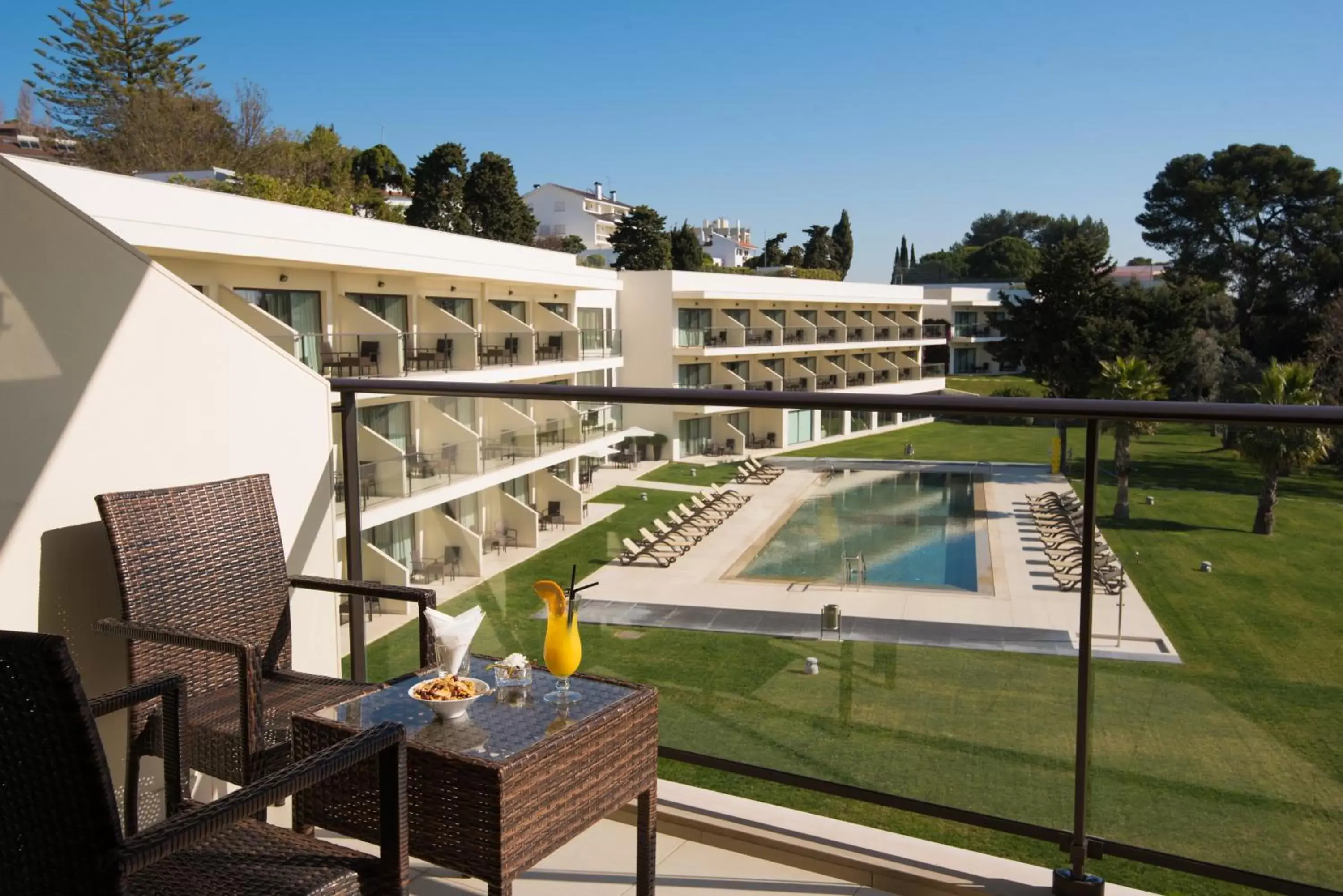 Property building, Pool View in Vila Gale Collection Palácio dos Arcos