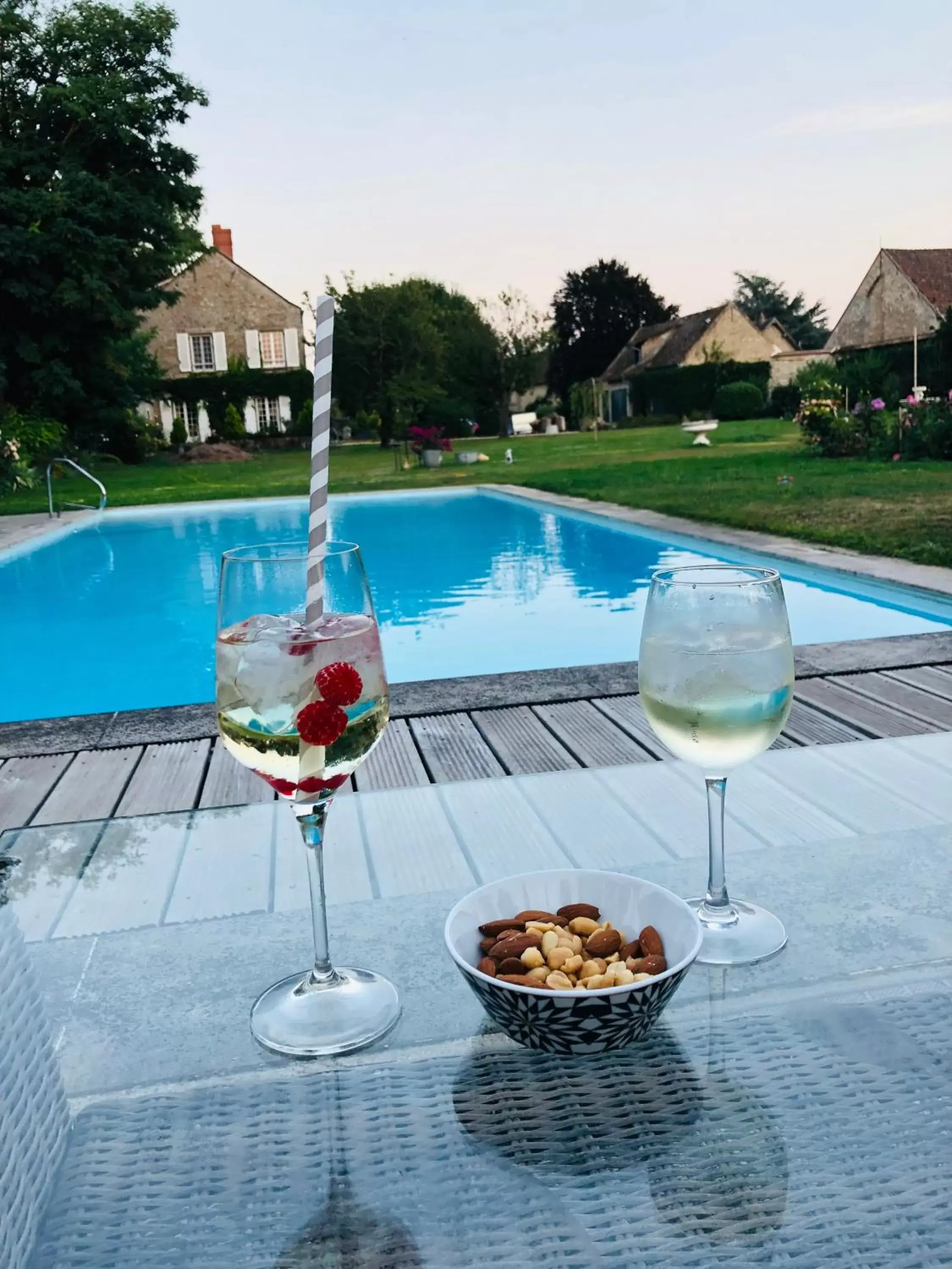 Balcony/Terrace, Swimming Pool in La plaine de l'Angelus