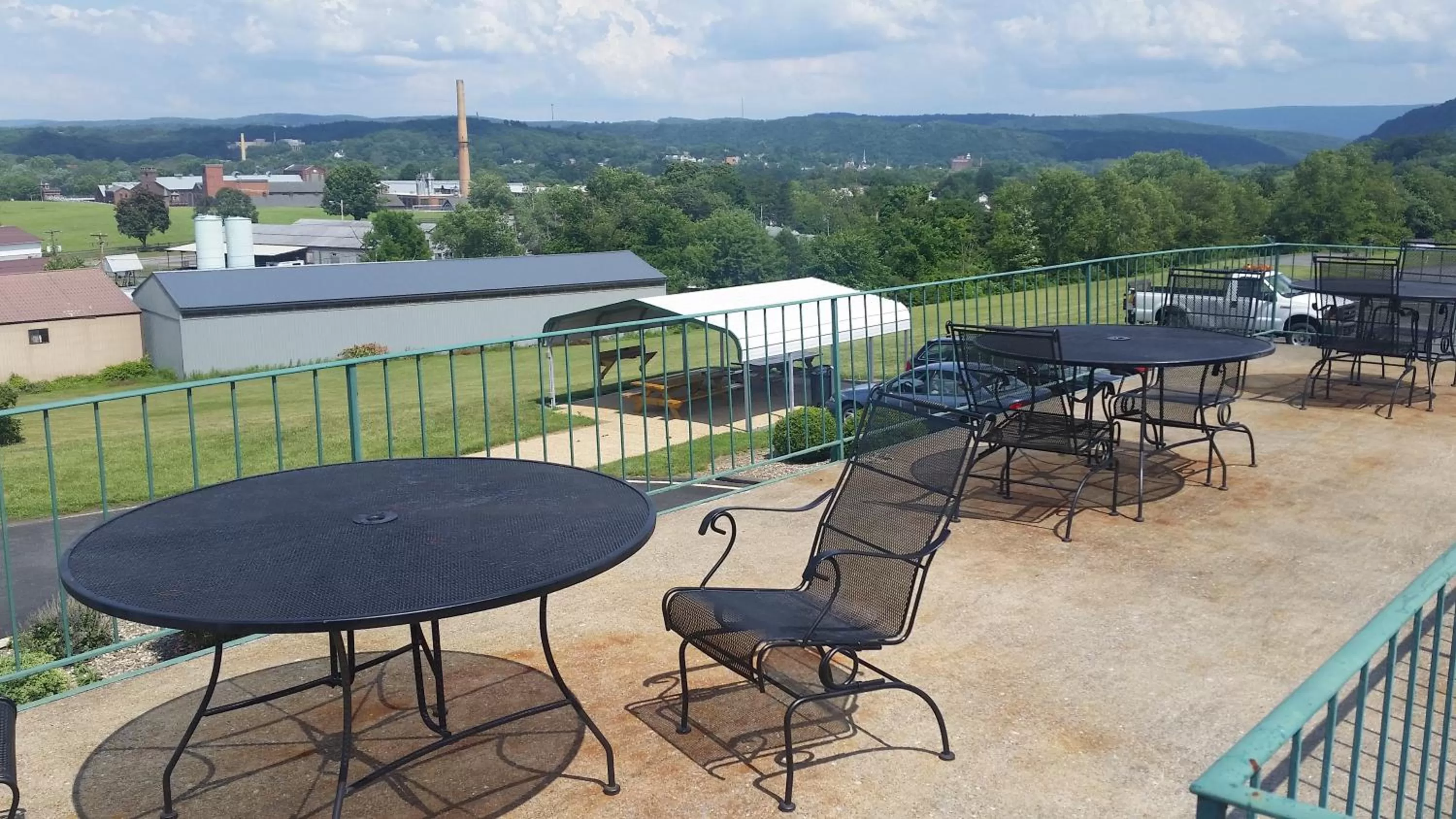 Balcony/Terrace in Huntingdon Motor Inn